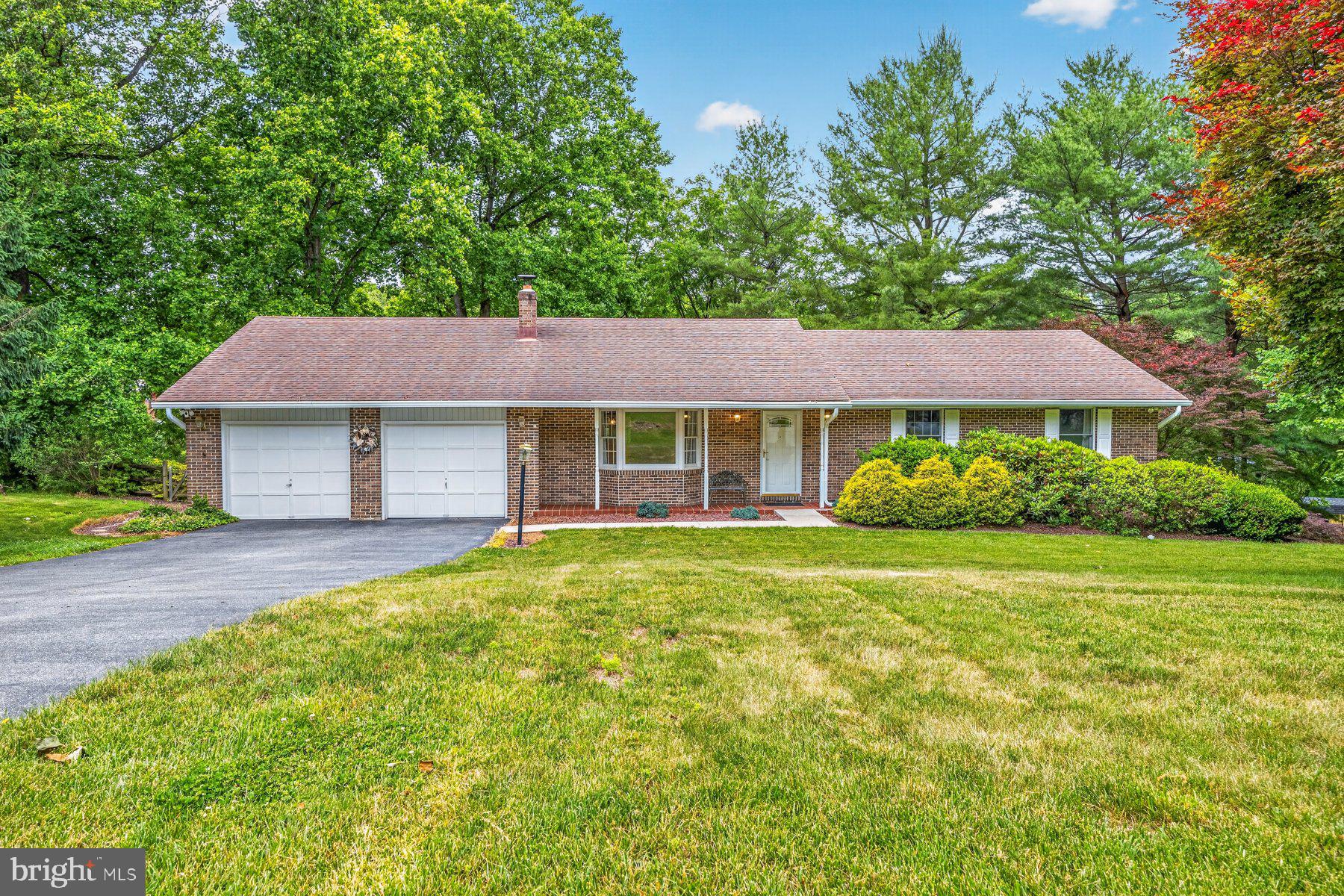 6408 HICKORY LANE