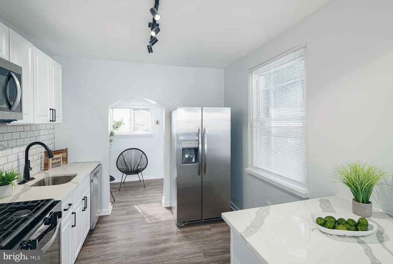 Philadelphia, Pennsylvania 19142, United States, 3 Bedrooms Bedrooms, ,2 BathroomsBathrooms,Residential,Contingent,18557