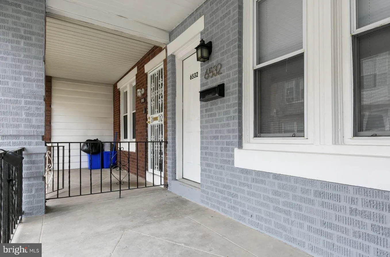 Philadelphia, Pennsylvania 19142, United States, 3 Bedrooms Bedrooms, ,2 BathroomsBathrooms,Residential,Contingent,18557