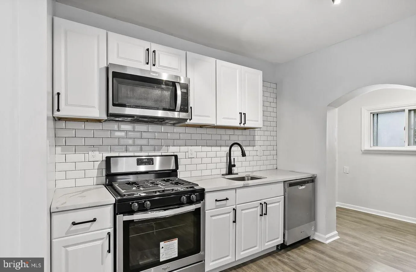 Philadelphia, Pennsylvania 19142, United States, 3 Bedrooms Bedrooms, ,2 BathroomsBathrooms,Residential,Contingent,18557