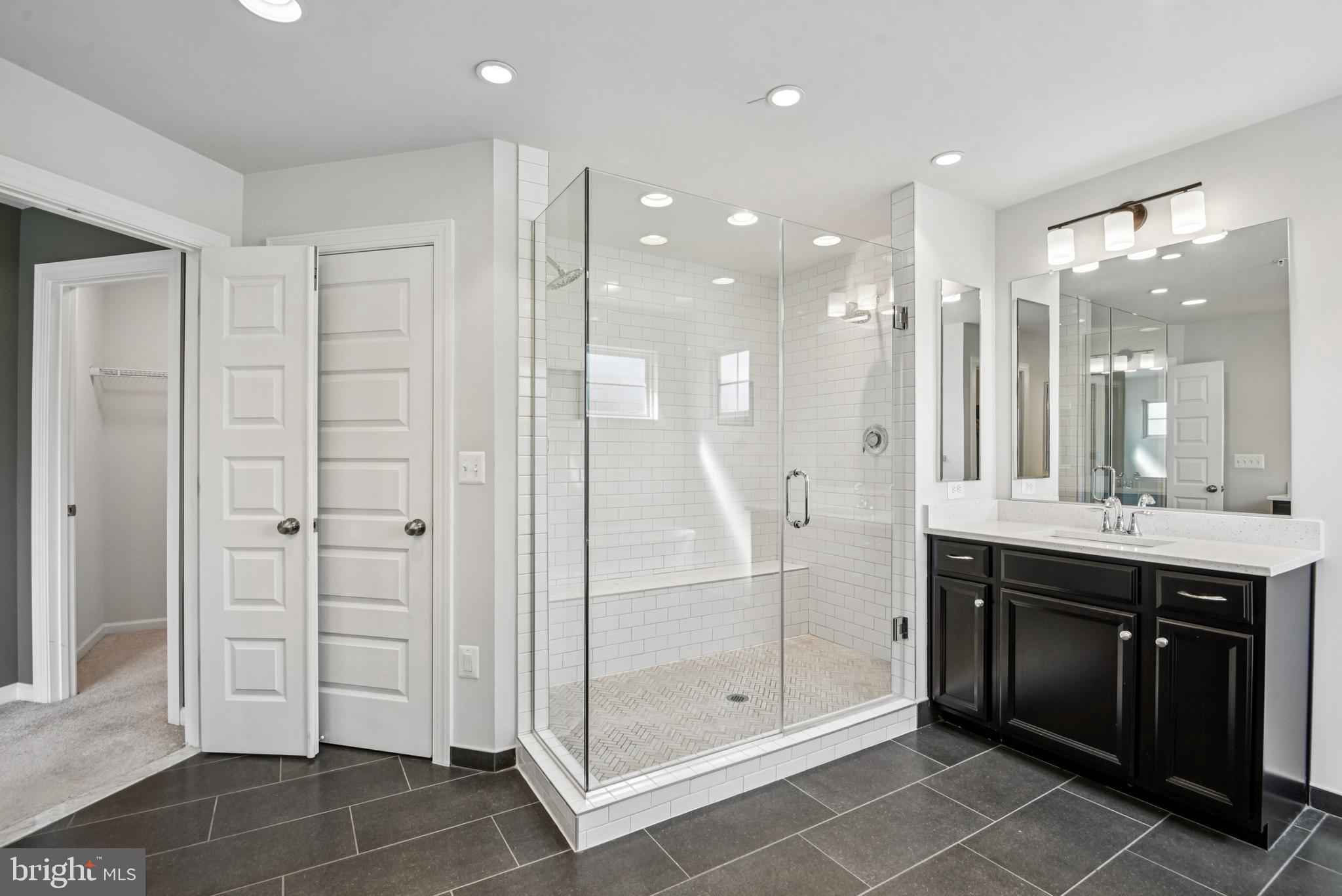 VILLAGES OF SAVANNAH - Residential