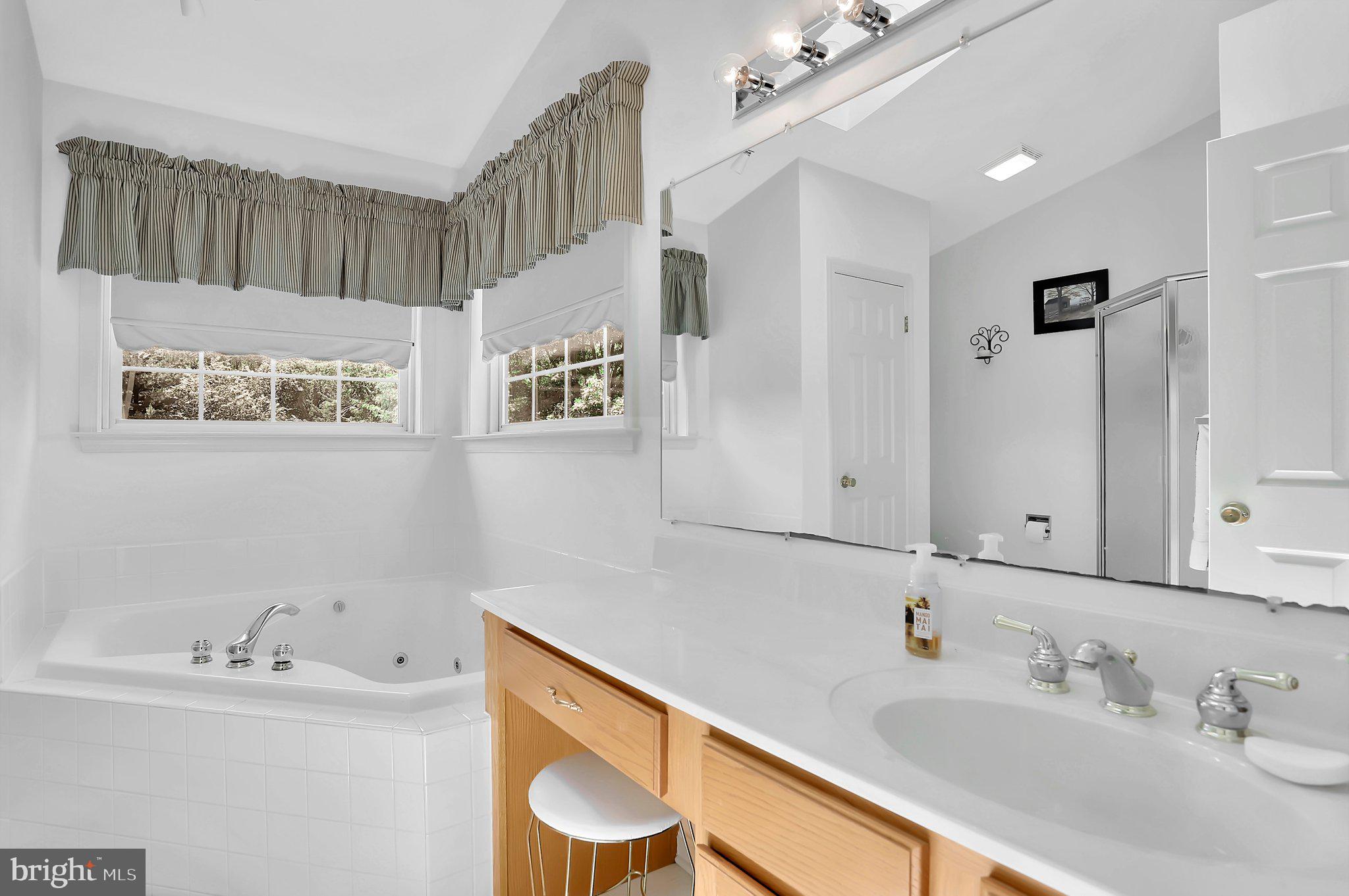 FOXLEIGH MEADOWS - Residential