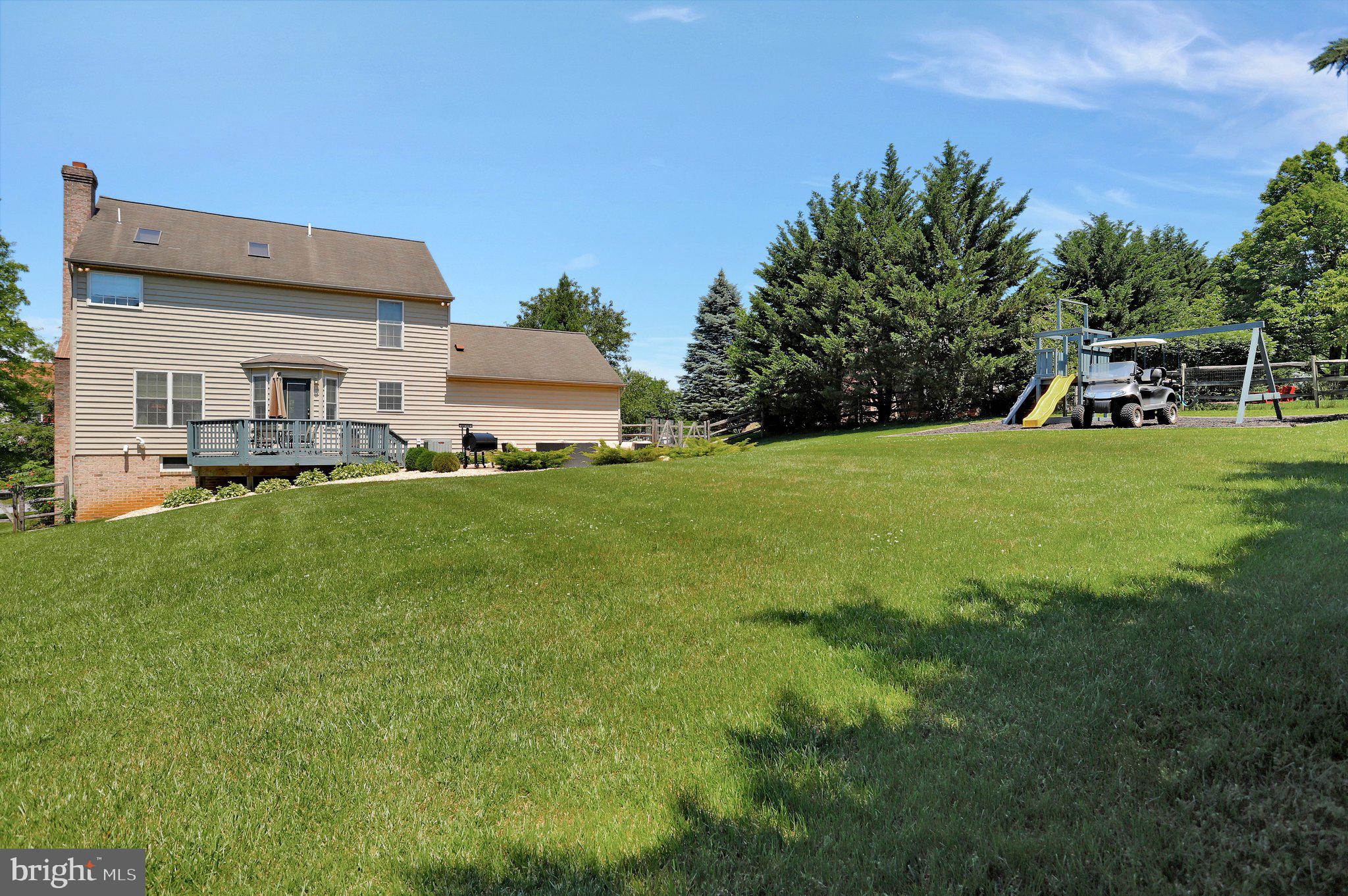 FOXLEIGH MEADOWS - Residential