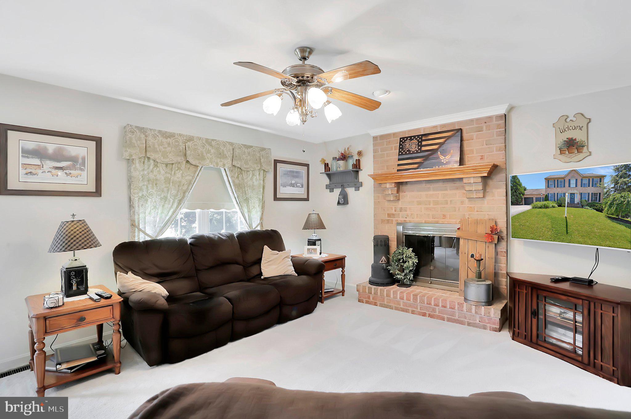 FOXLEIGH MEADOWS - Residential