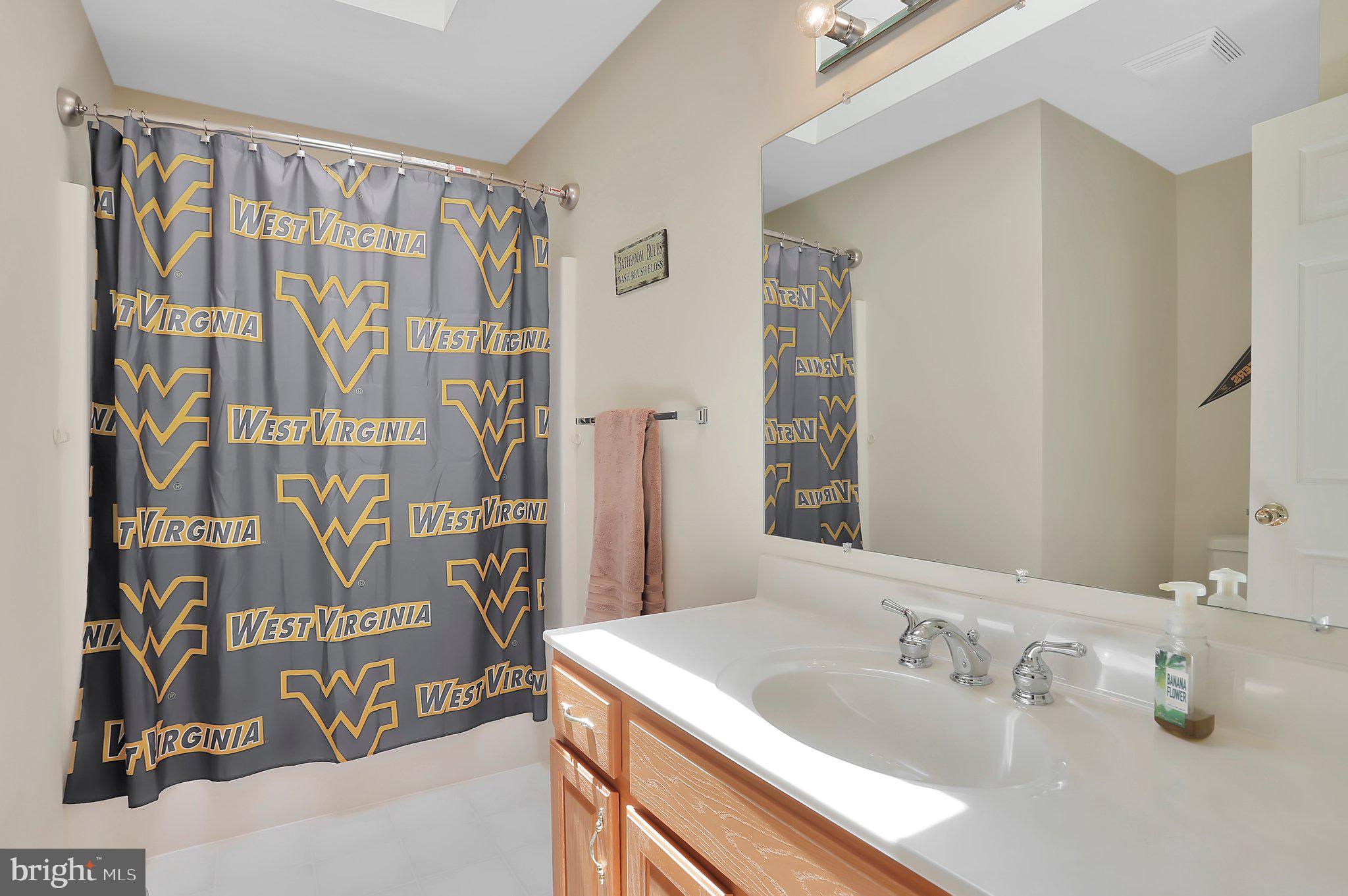 FOXLEIGH MEADOWS - Residential