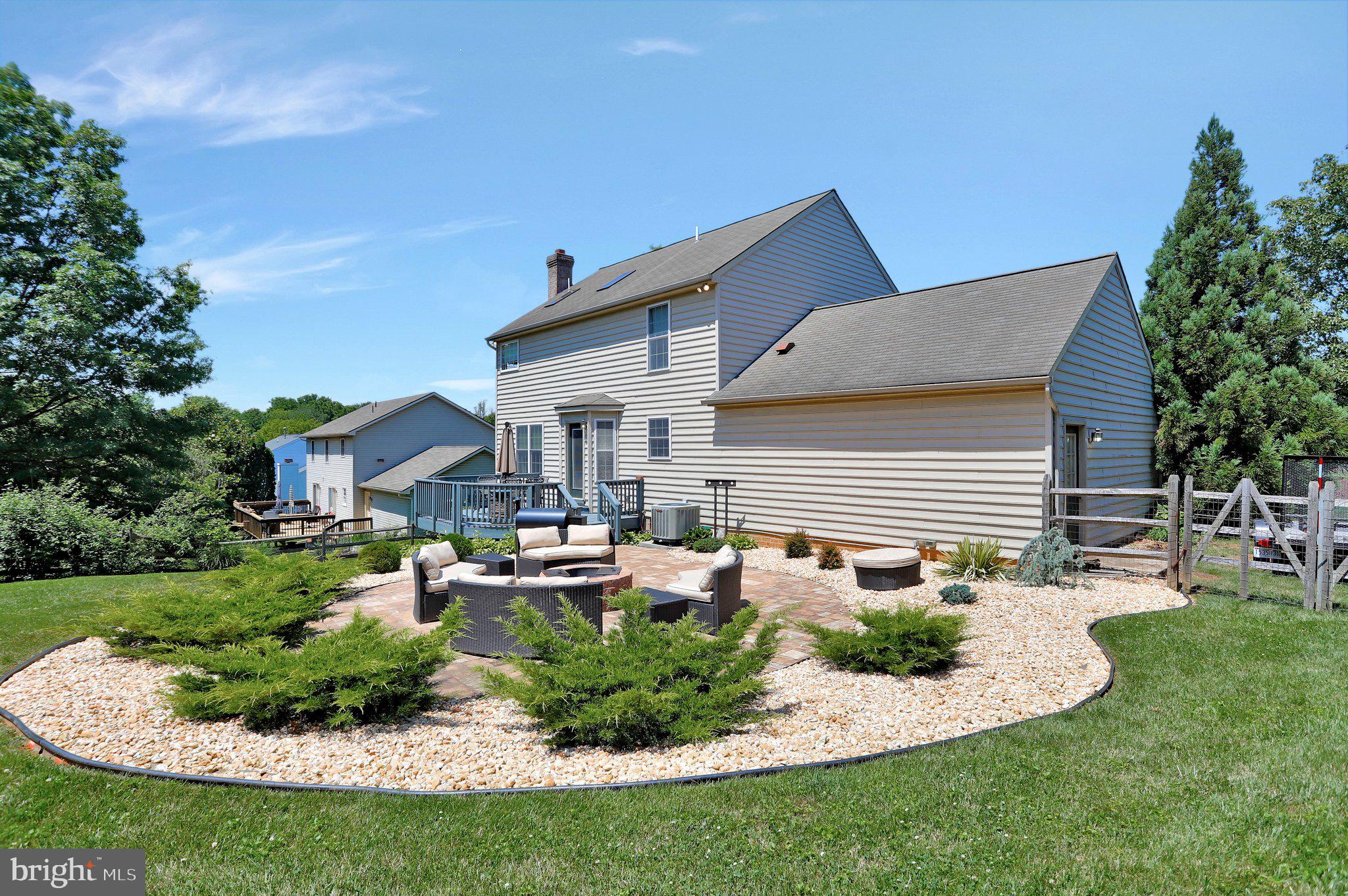 FOXLEIGH MEADOWS - Residential