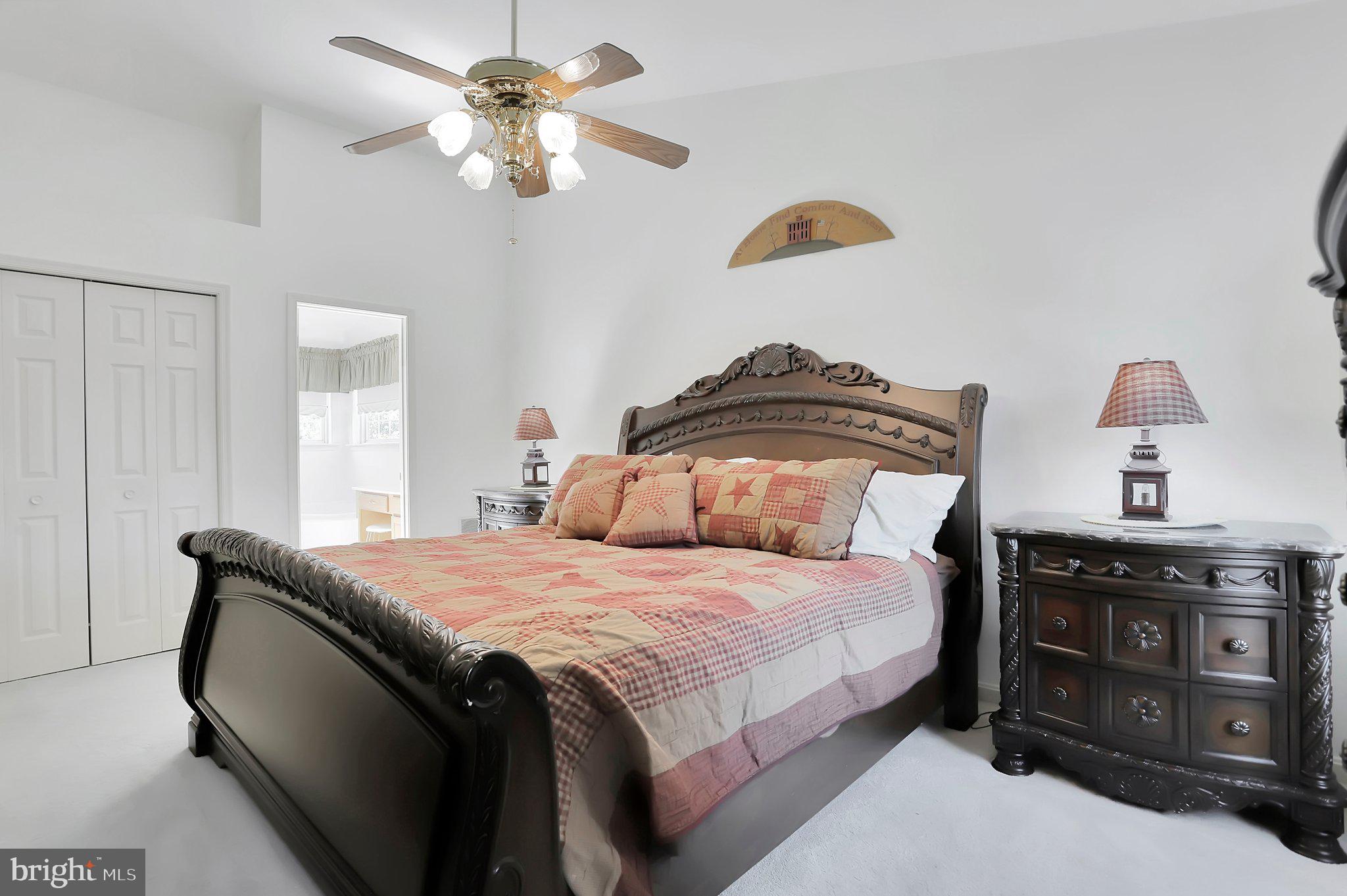 FOXLEIGH MEADOWS - Residential