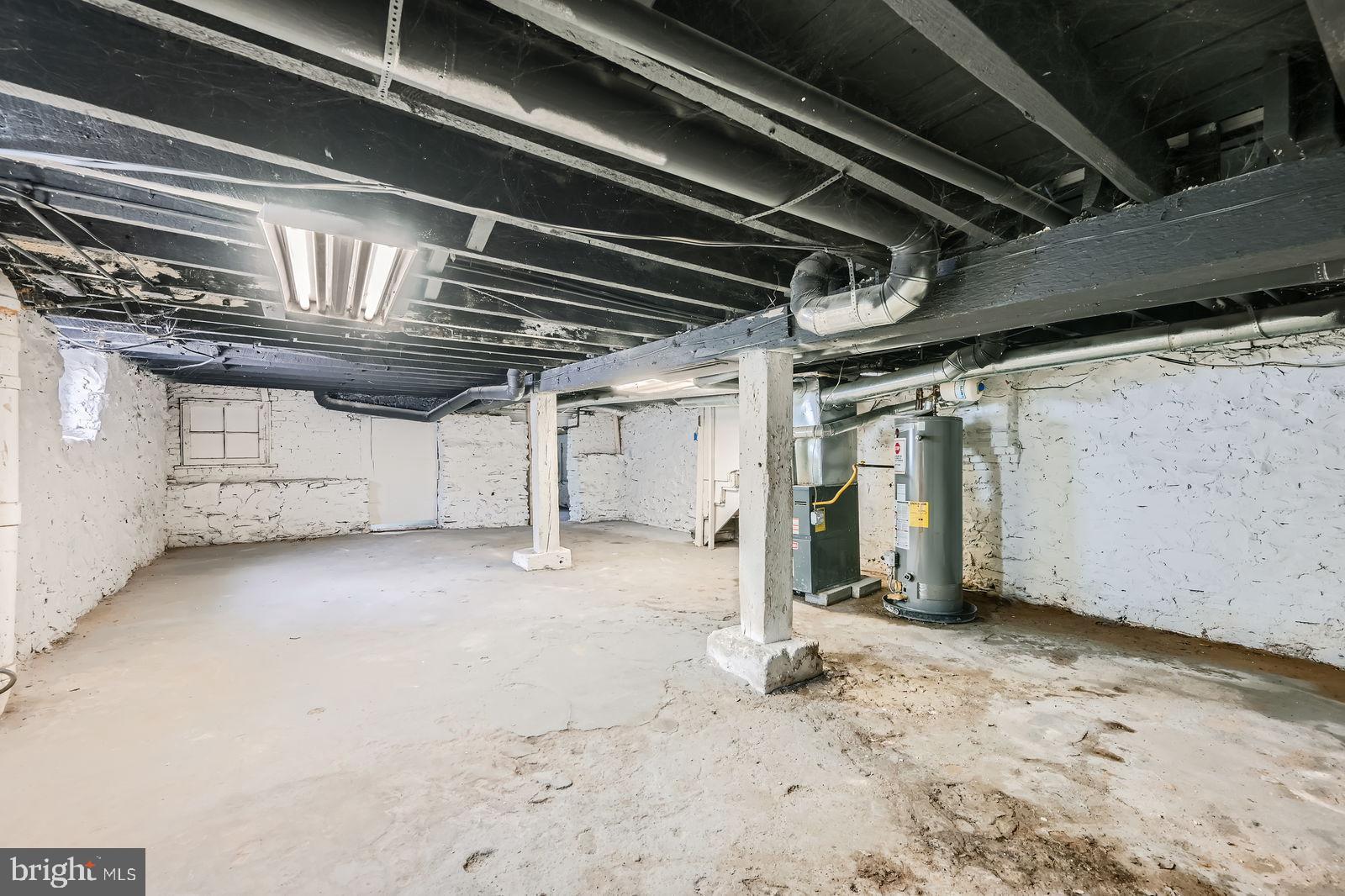 HILTON - Residential Lease