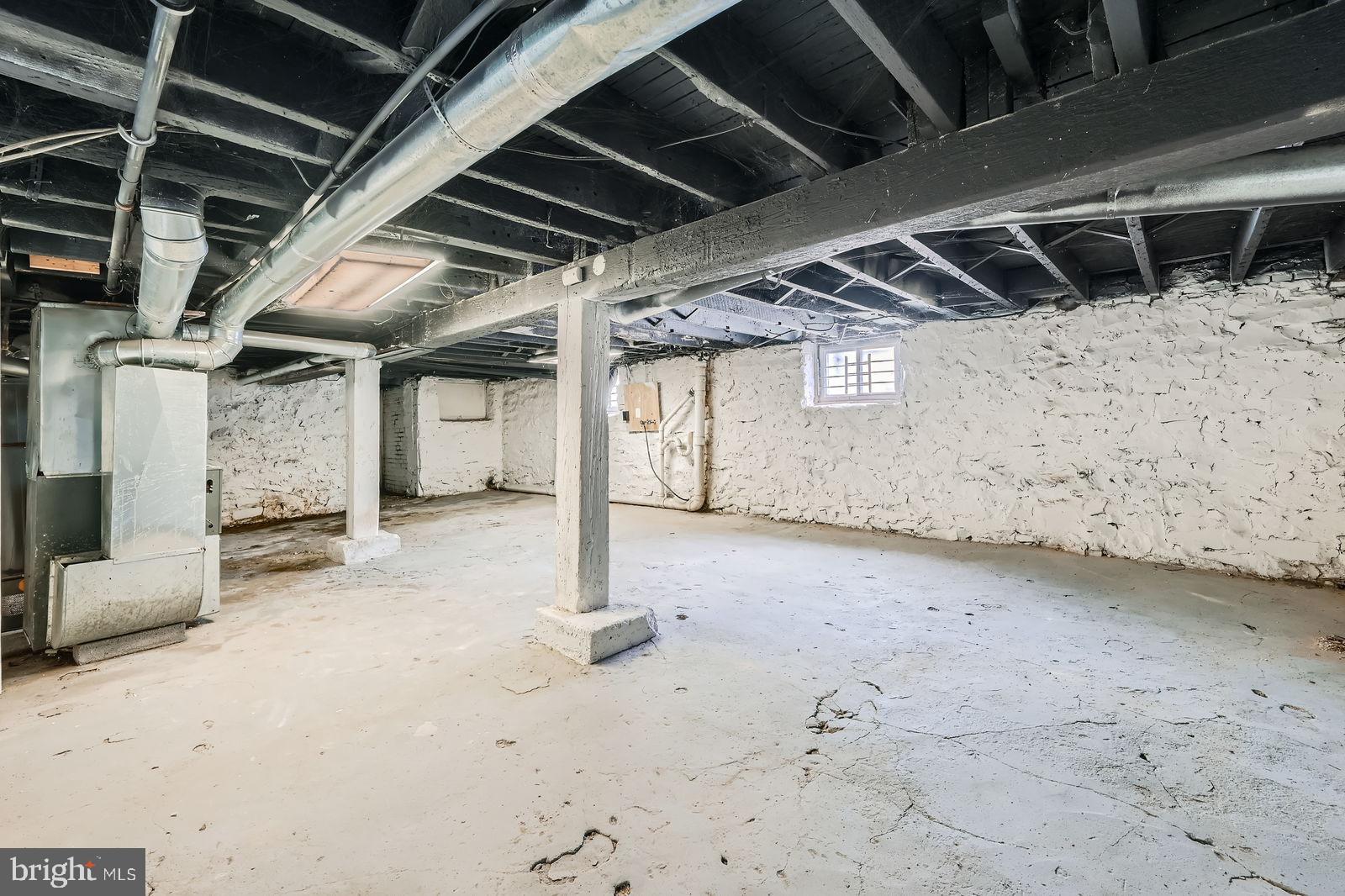 HILTON - Residential Lease