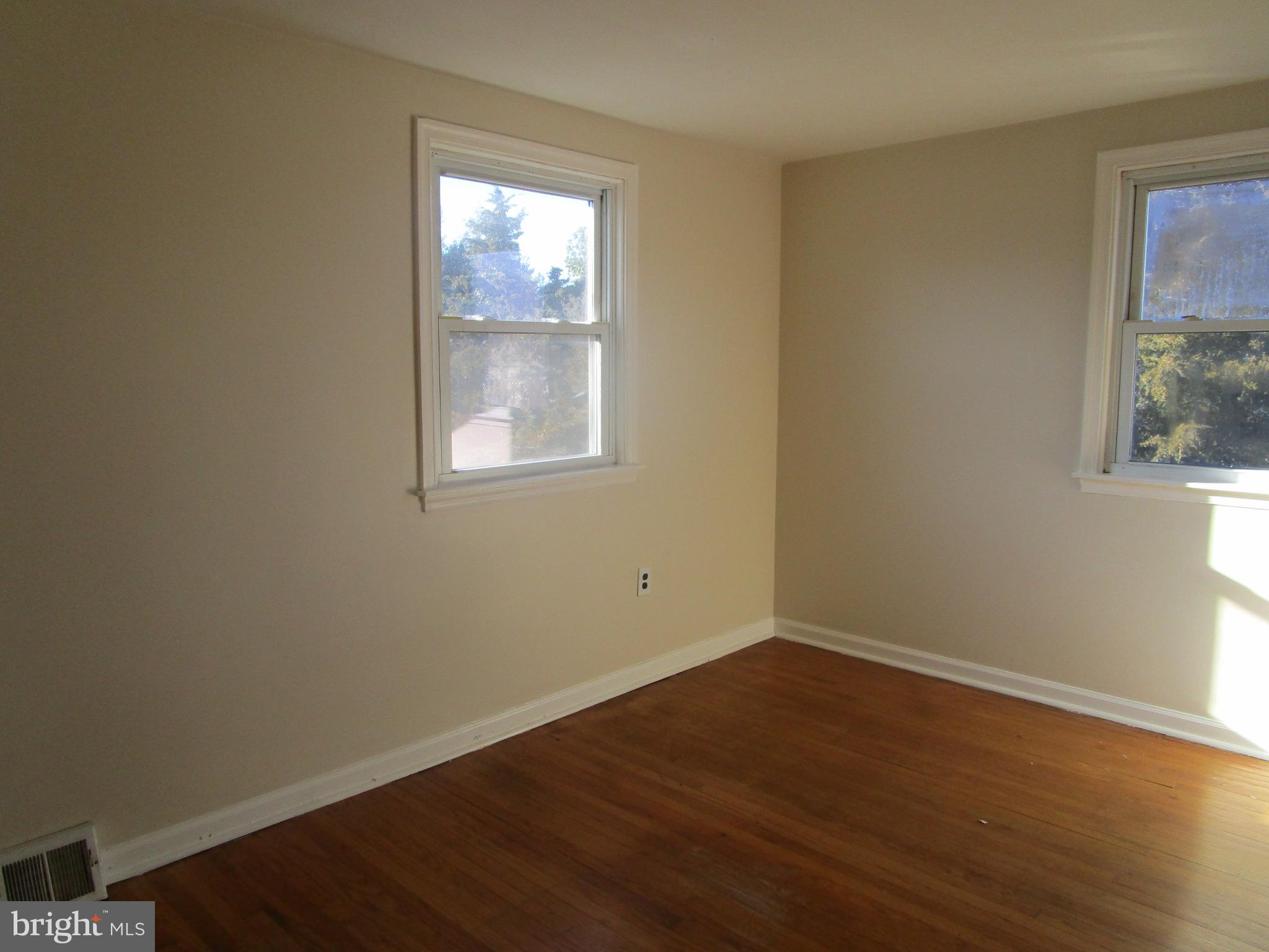 LANSDOWNE - Residential