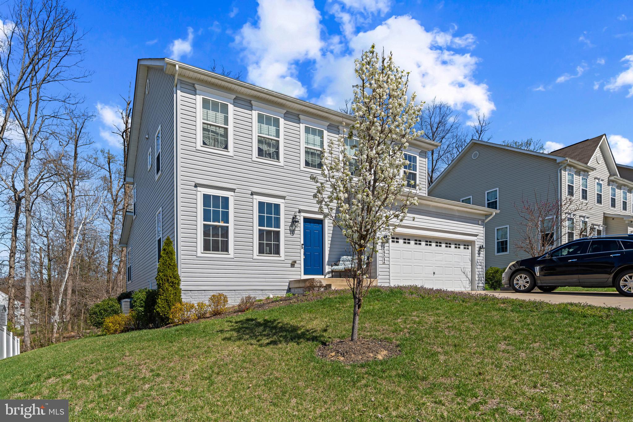 WINDSOR MANOR - Residential