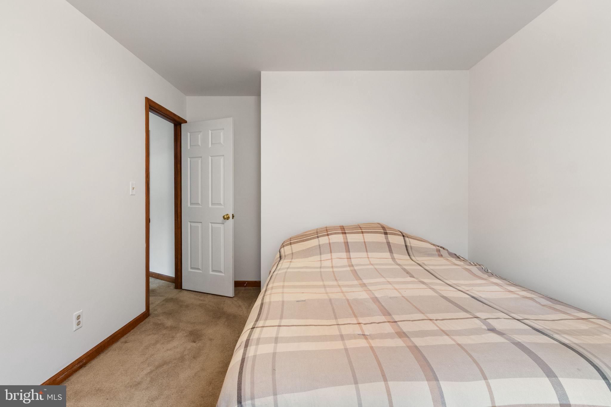 HOLLEYBROOKE/COBBLESTONE - Residential