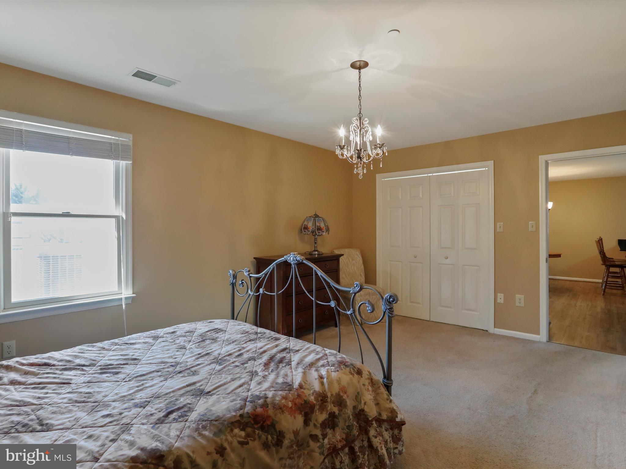 SOUTH POINTE - Residential