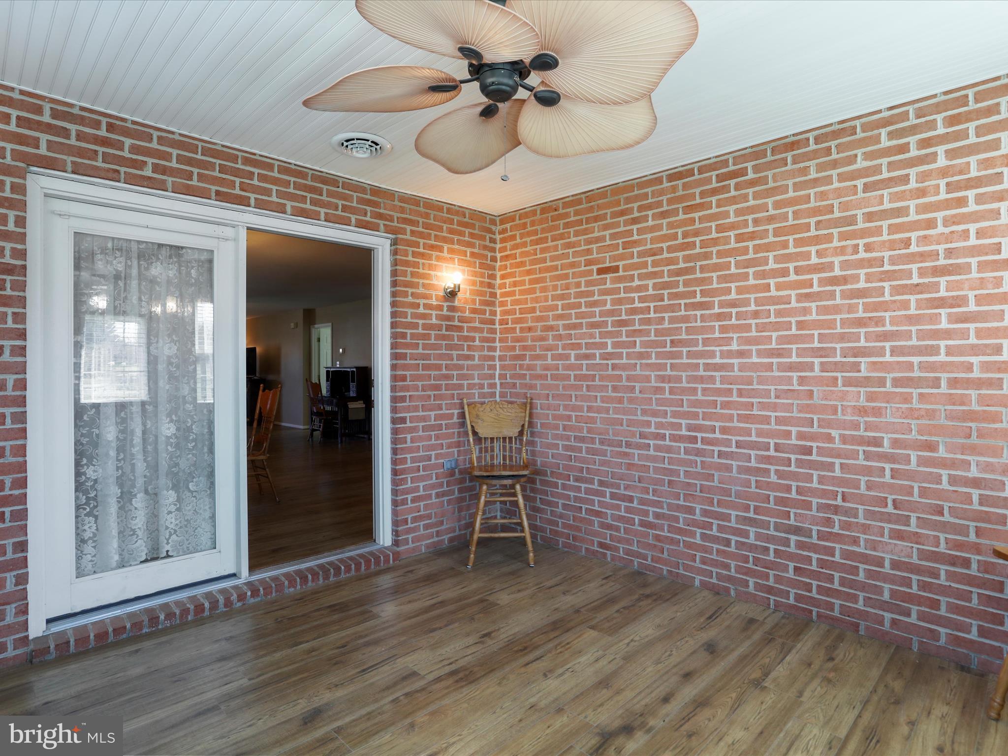 SOUTH POINTE - Residential