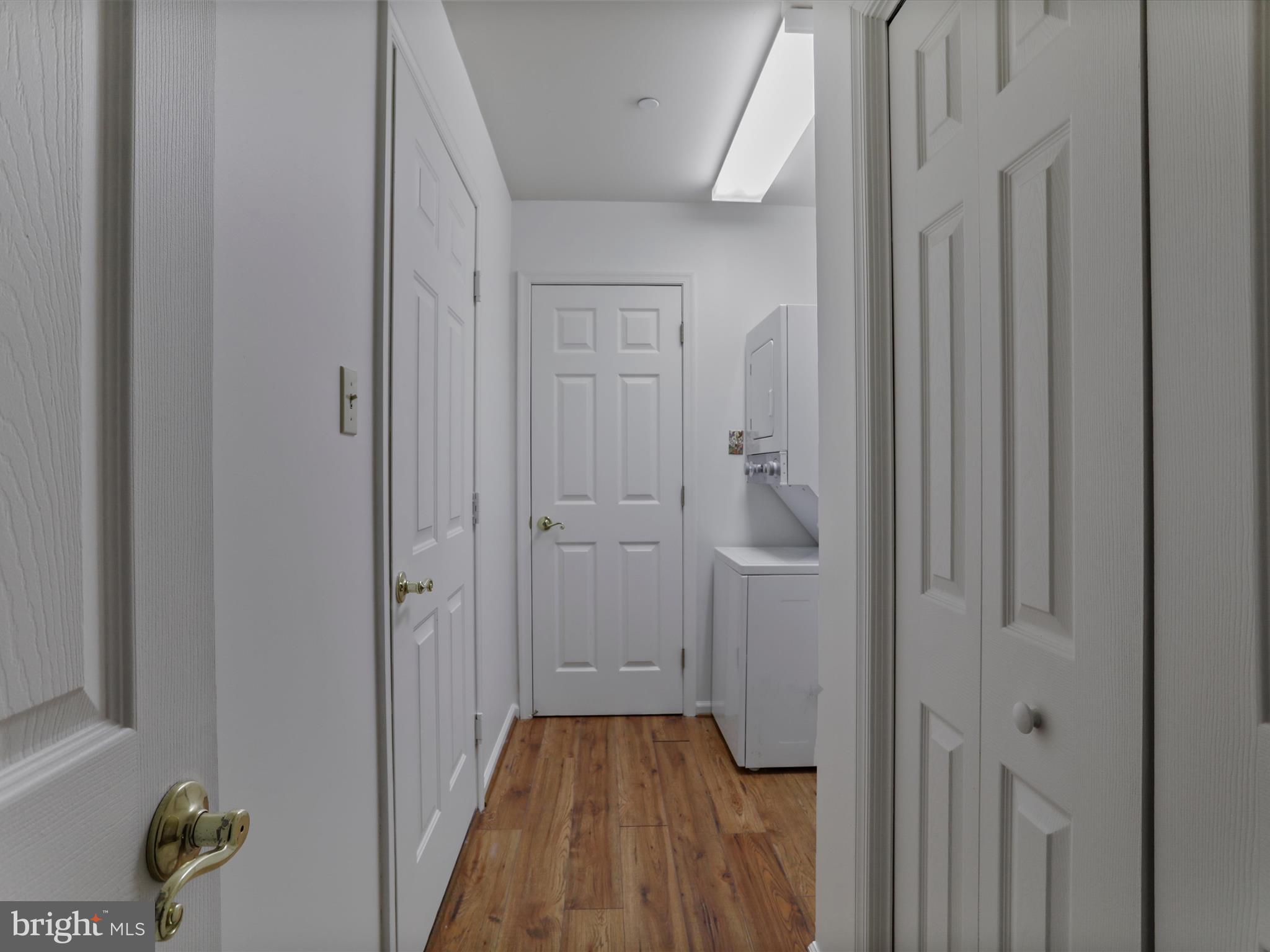 SOUTH POINTE - Residential