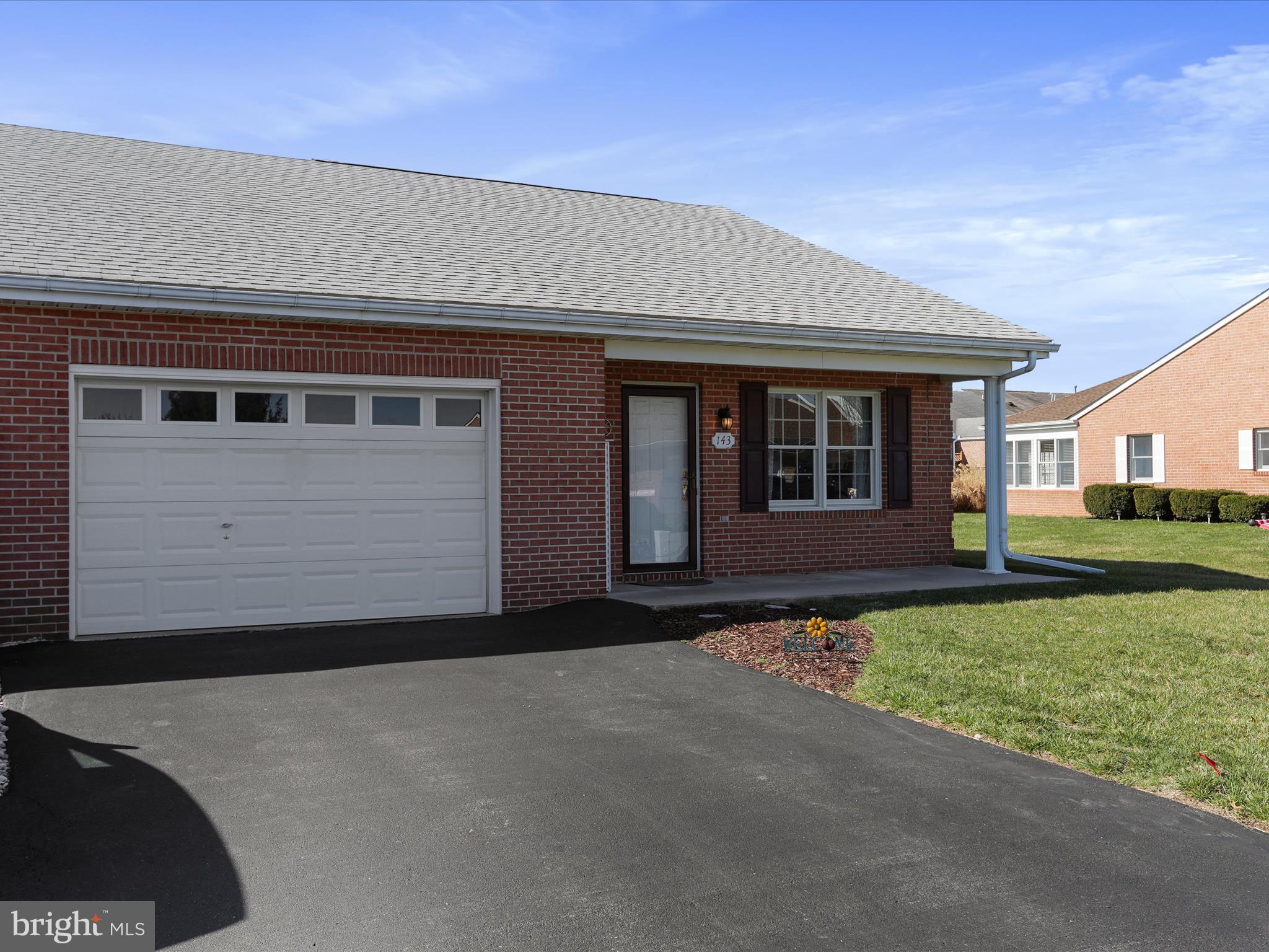 SOUTH POINTE - Residential