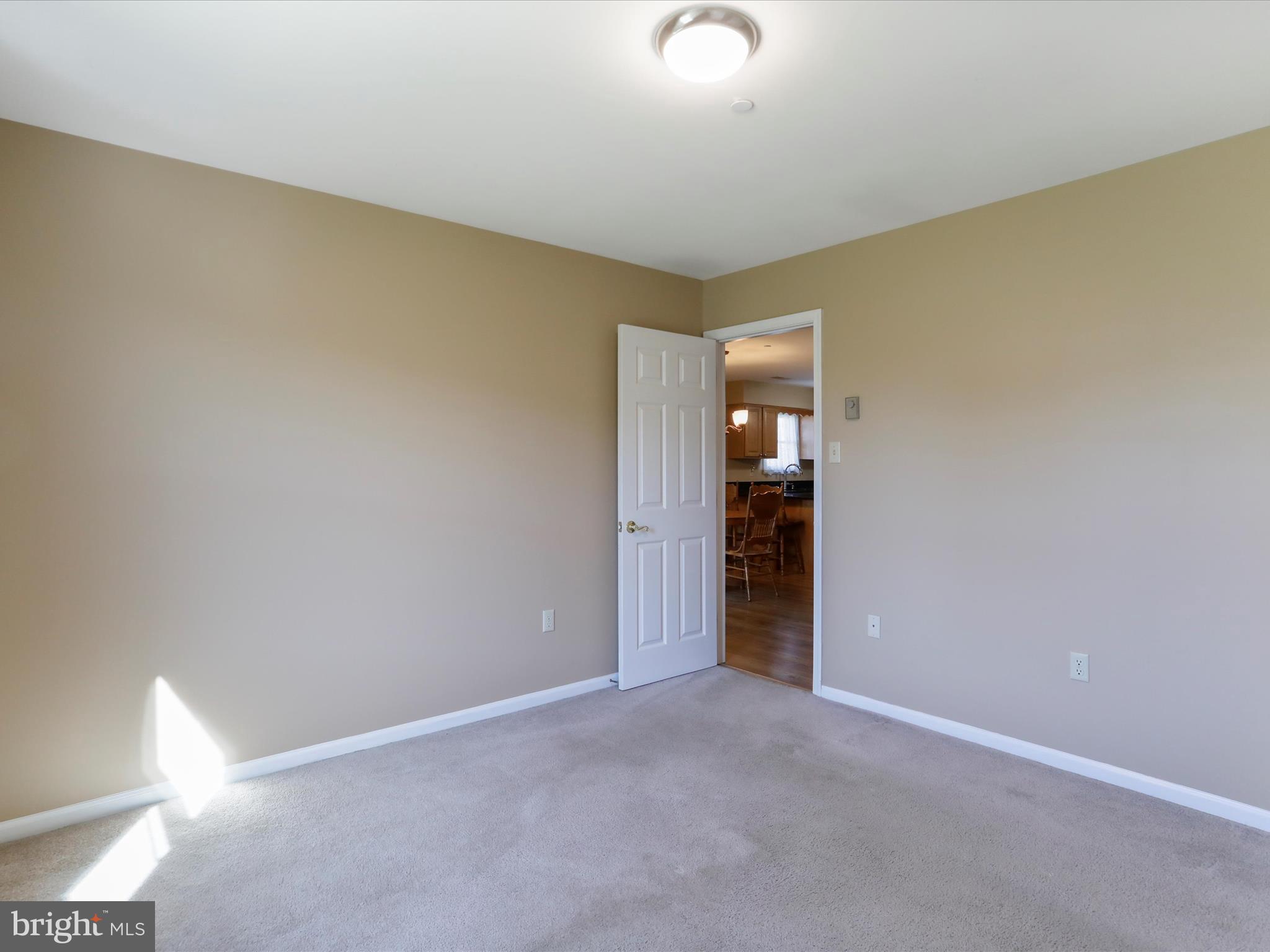 SOUTH POINTE - Residential