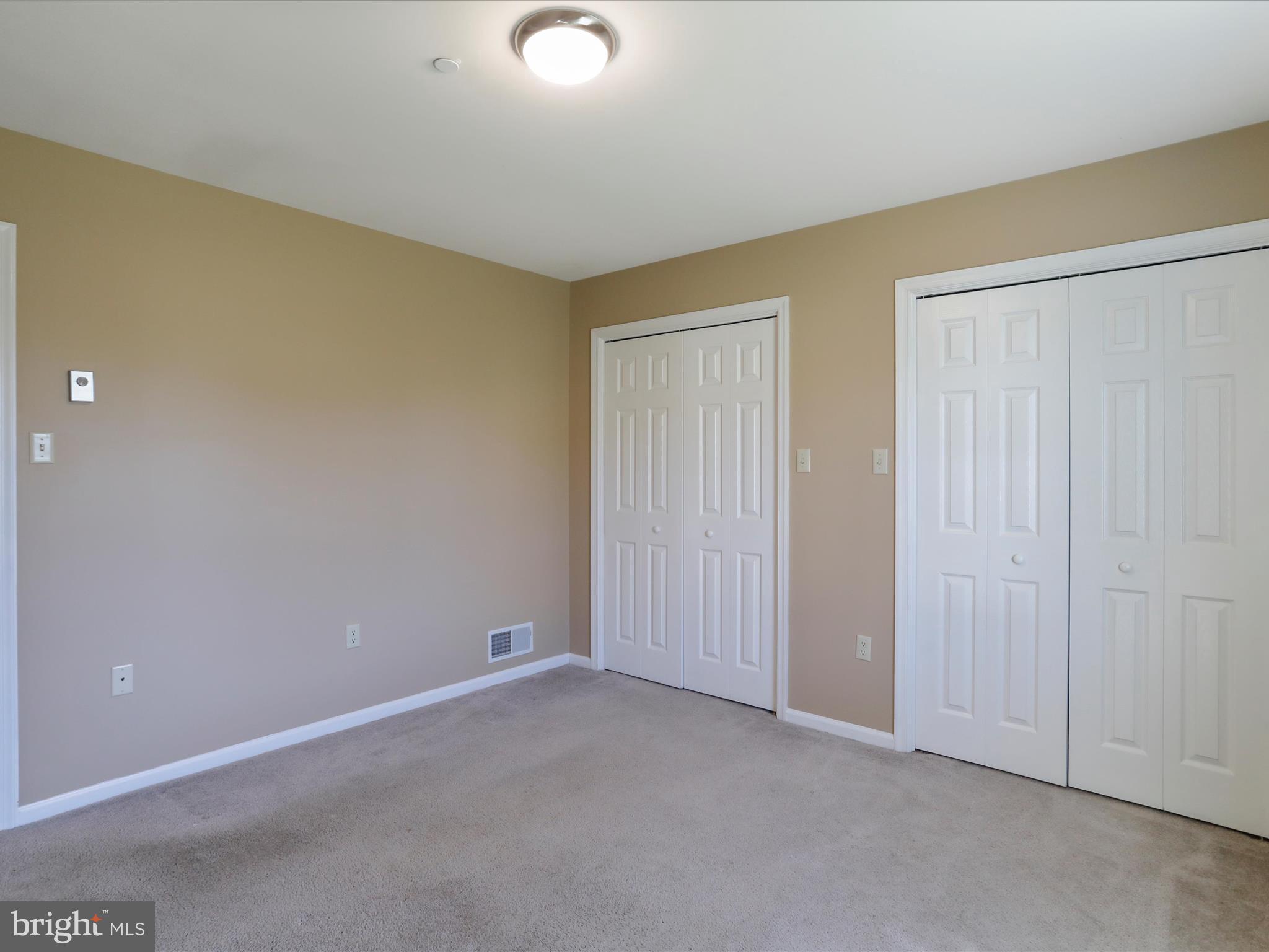 SOUTH POINTE - Residential