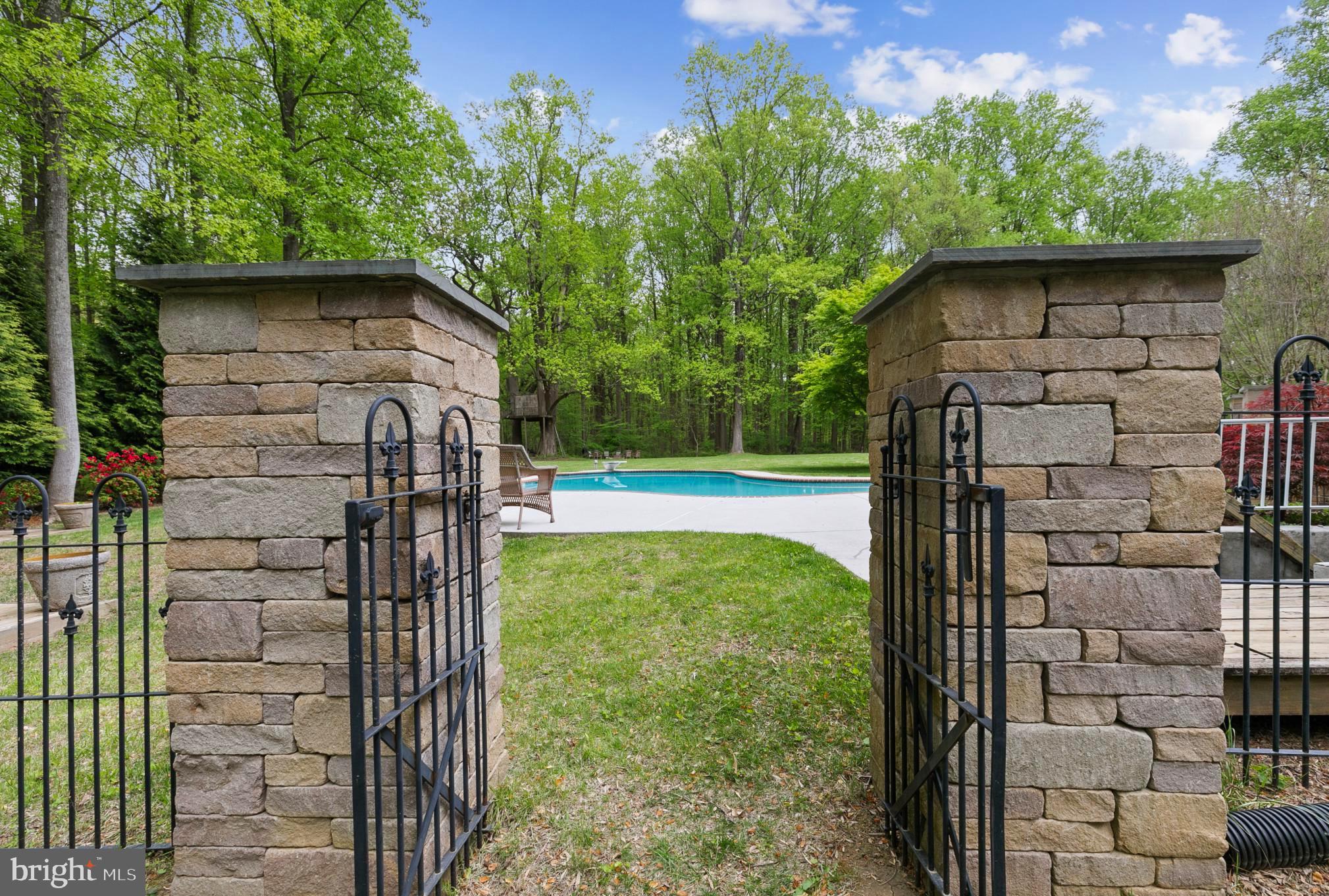 GLEN ARM - Residential