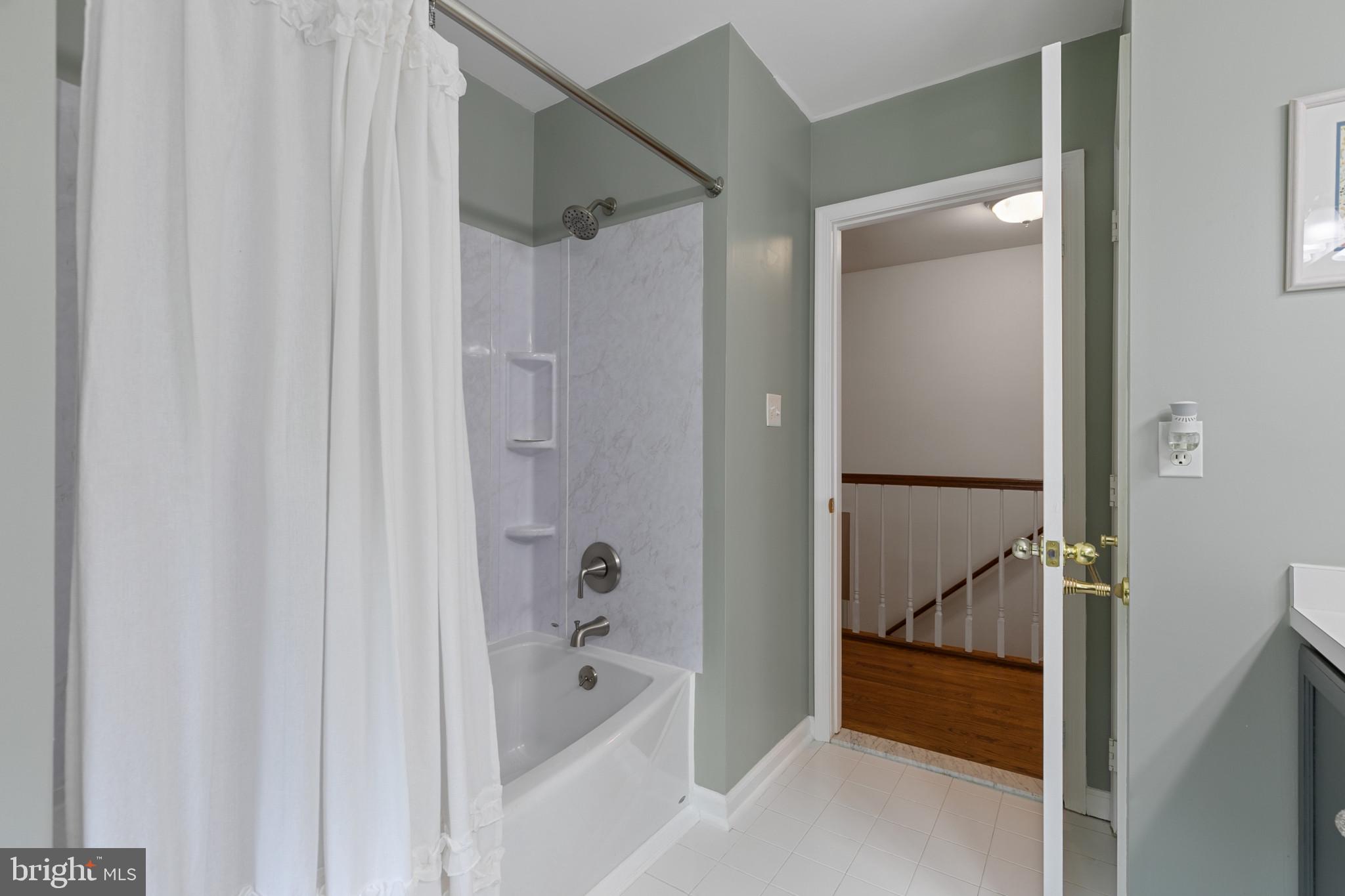 GLEN ARM - Residential