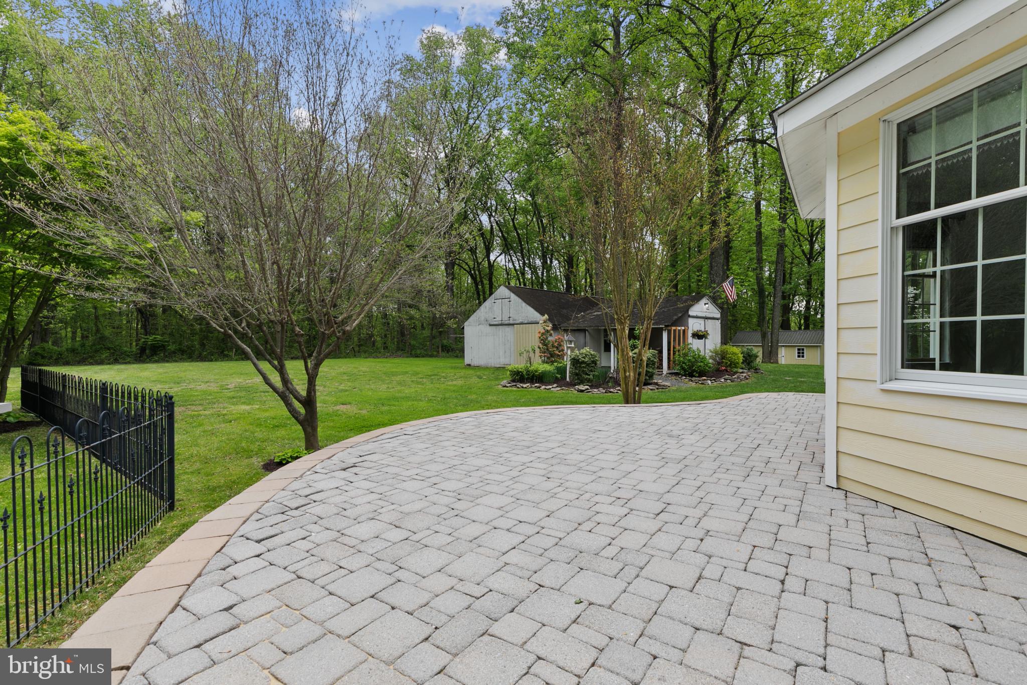 GLEN ARM - Residential