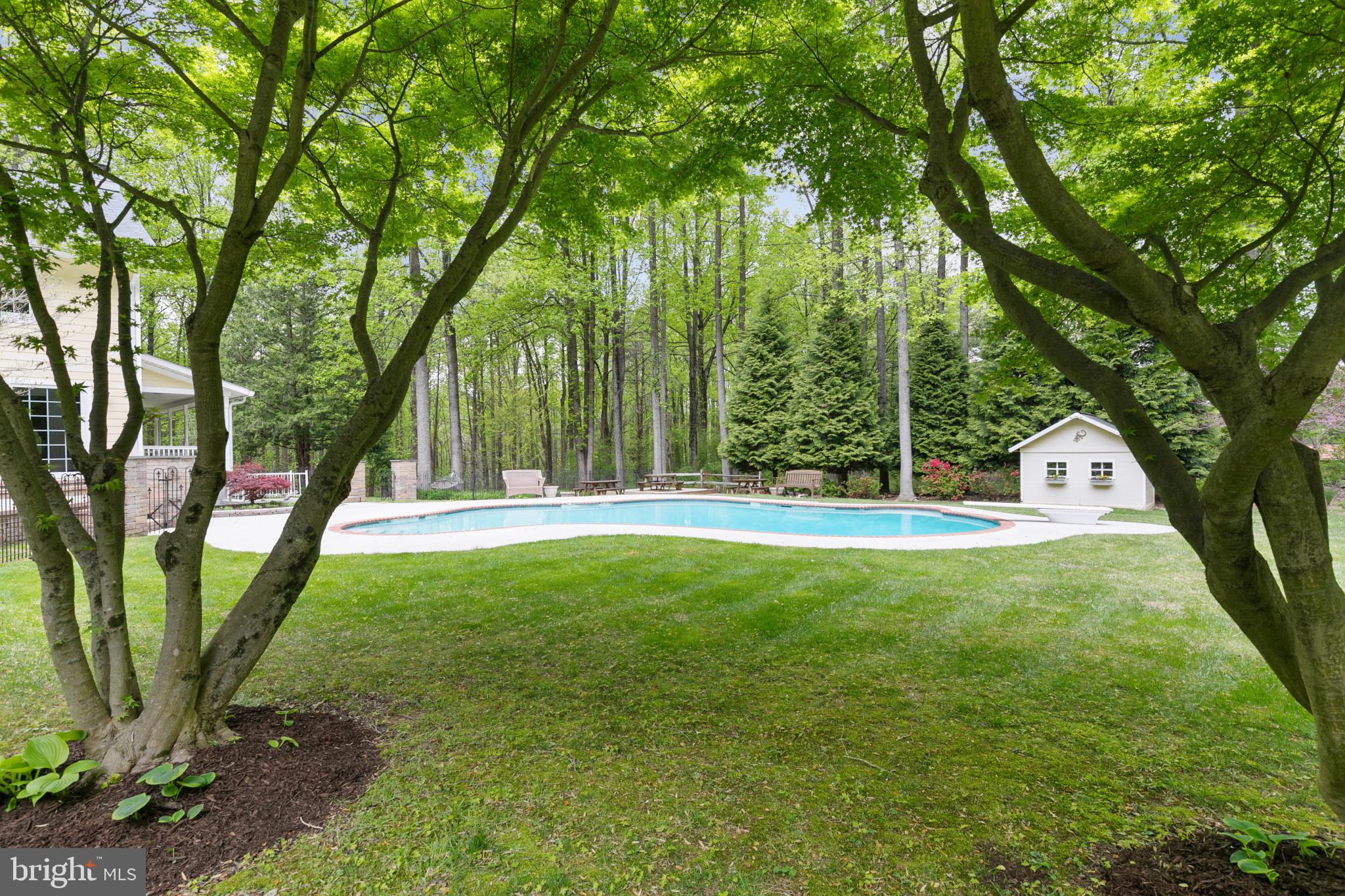 GLEN ARM - Residential