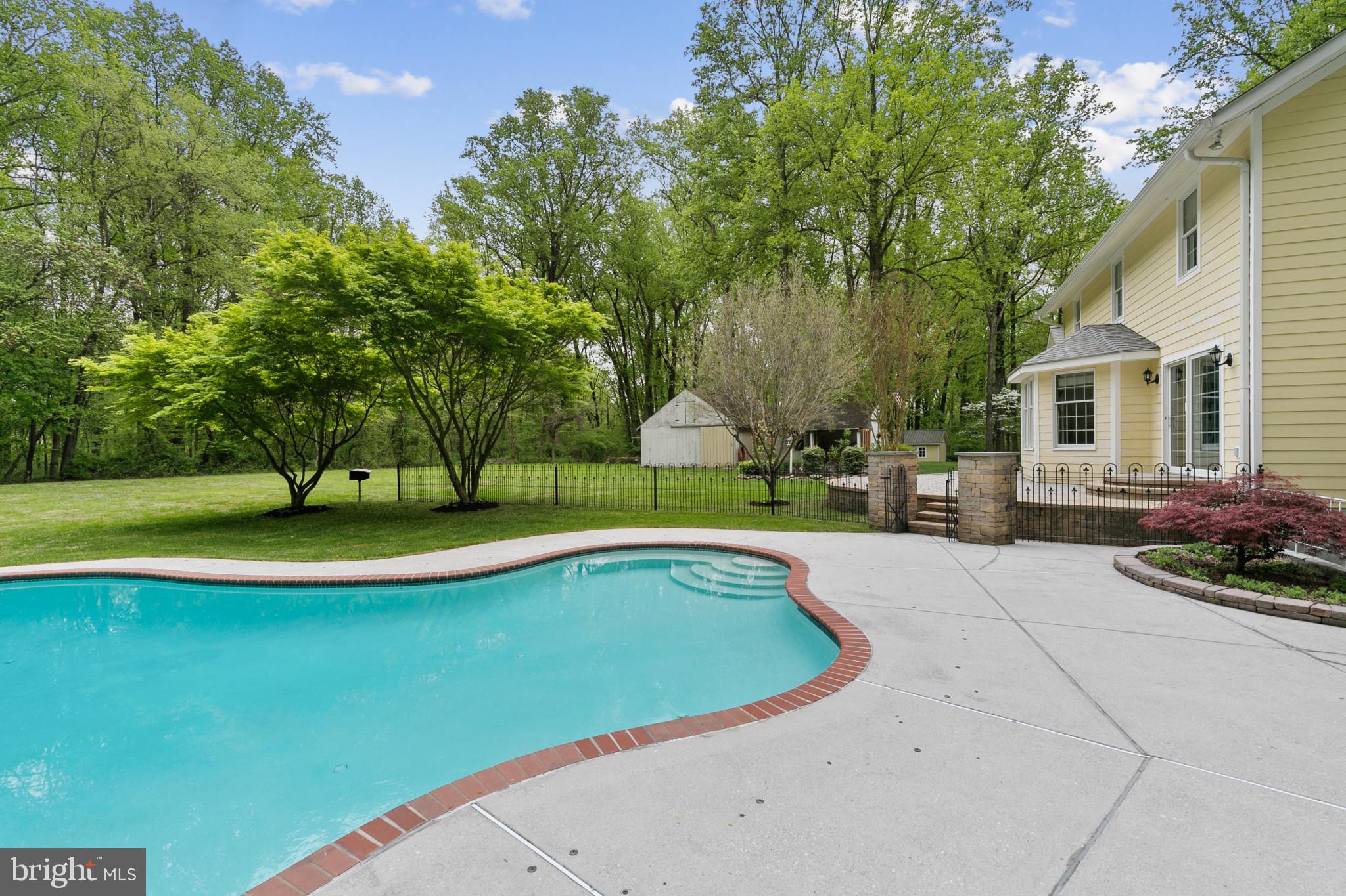 GLEN ARM - Residential