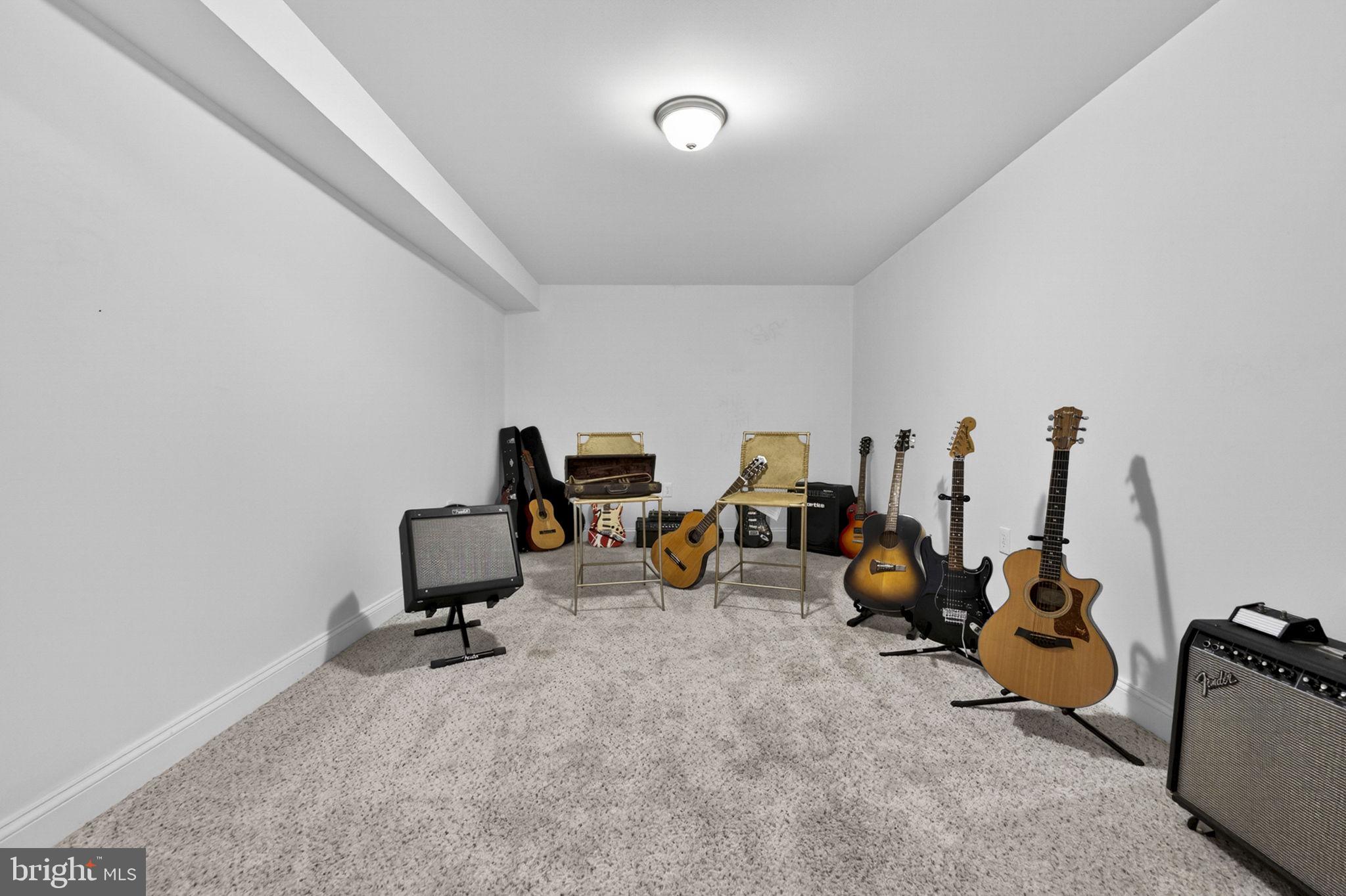 BLACK OAK - Residential