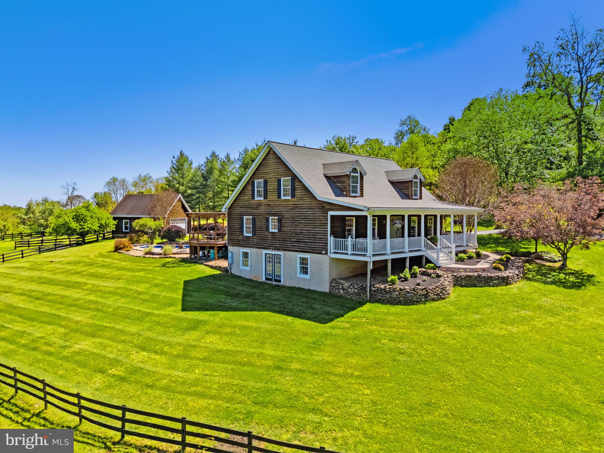 BLACK OAK - Residential