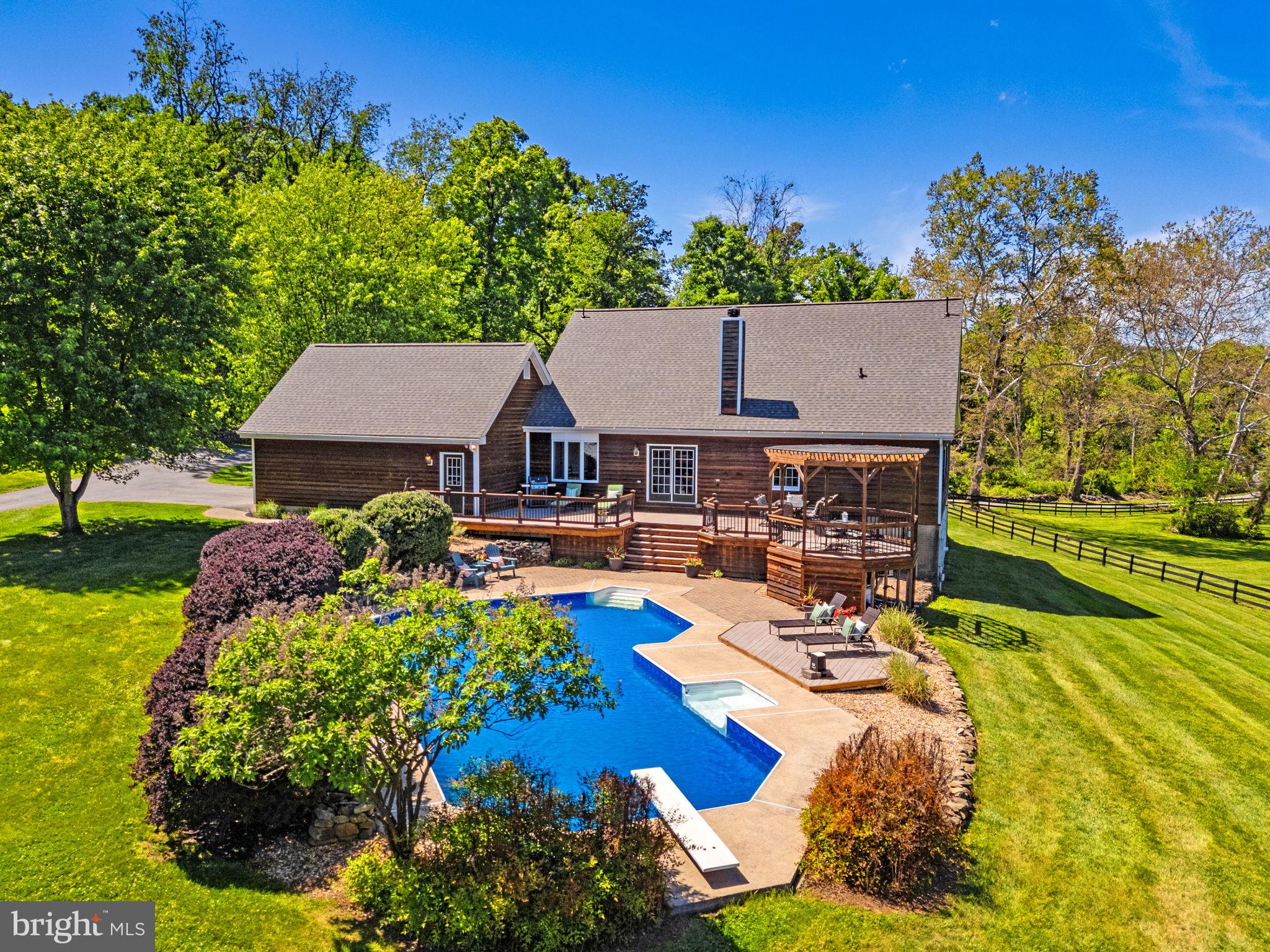 BLACK OAK - Residential