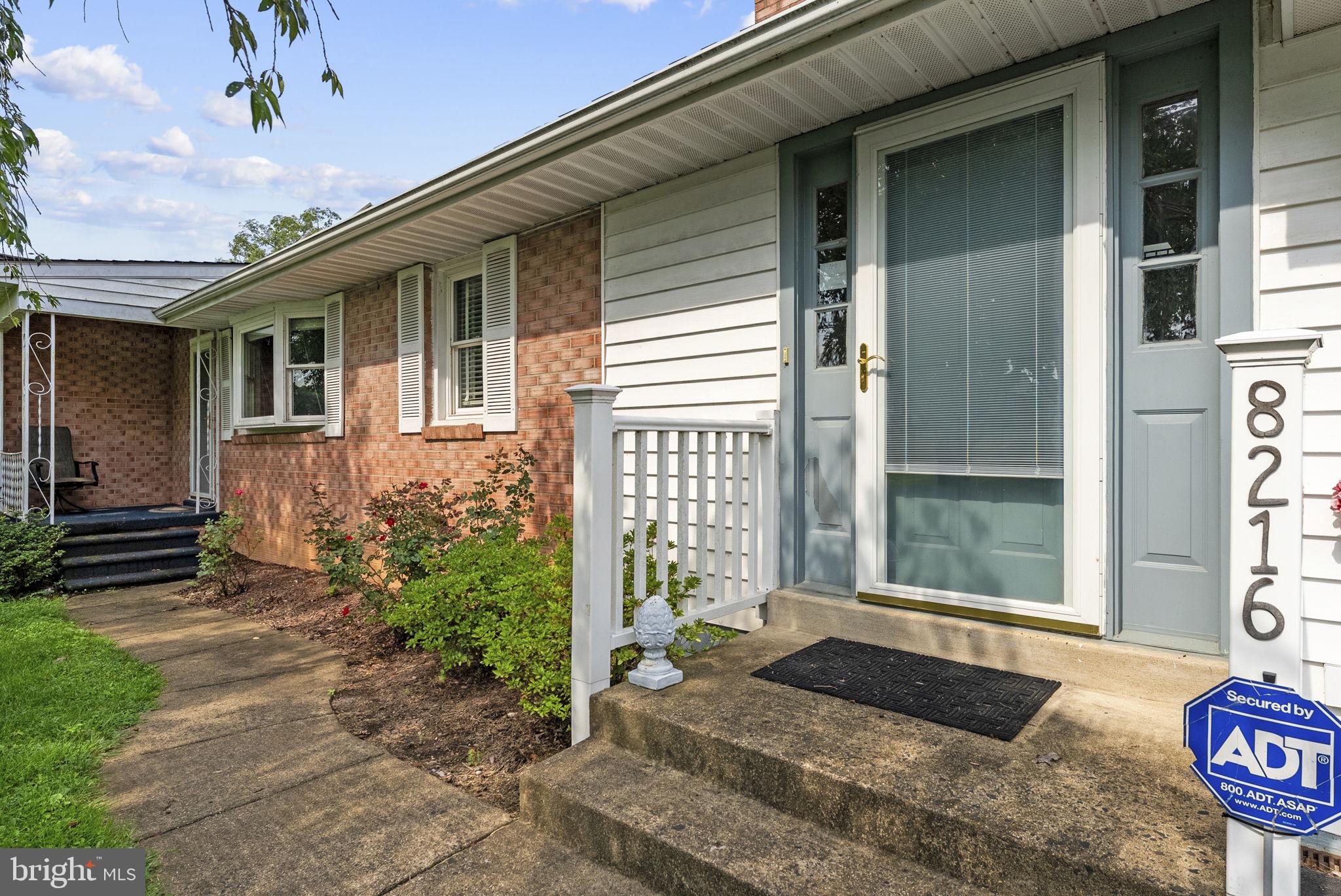 8216 GREENWICH ROAD