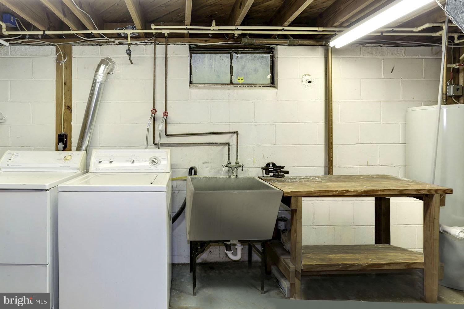 ADMIRAL HEIGHTS - Residential