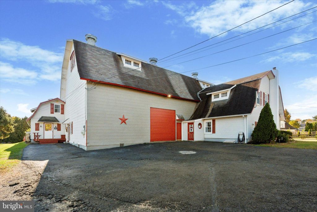 Photo of 15019 Worthington Road, PHILADELPHIA, PA 19116 (MLS # PAPH2554104)