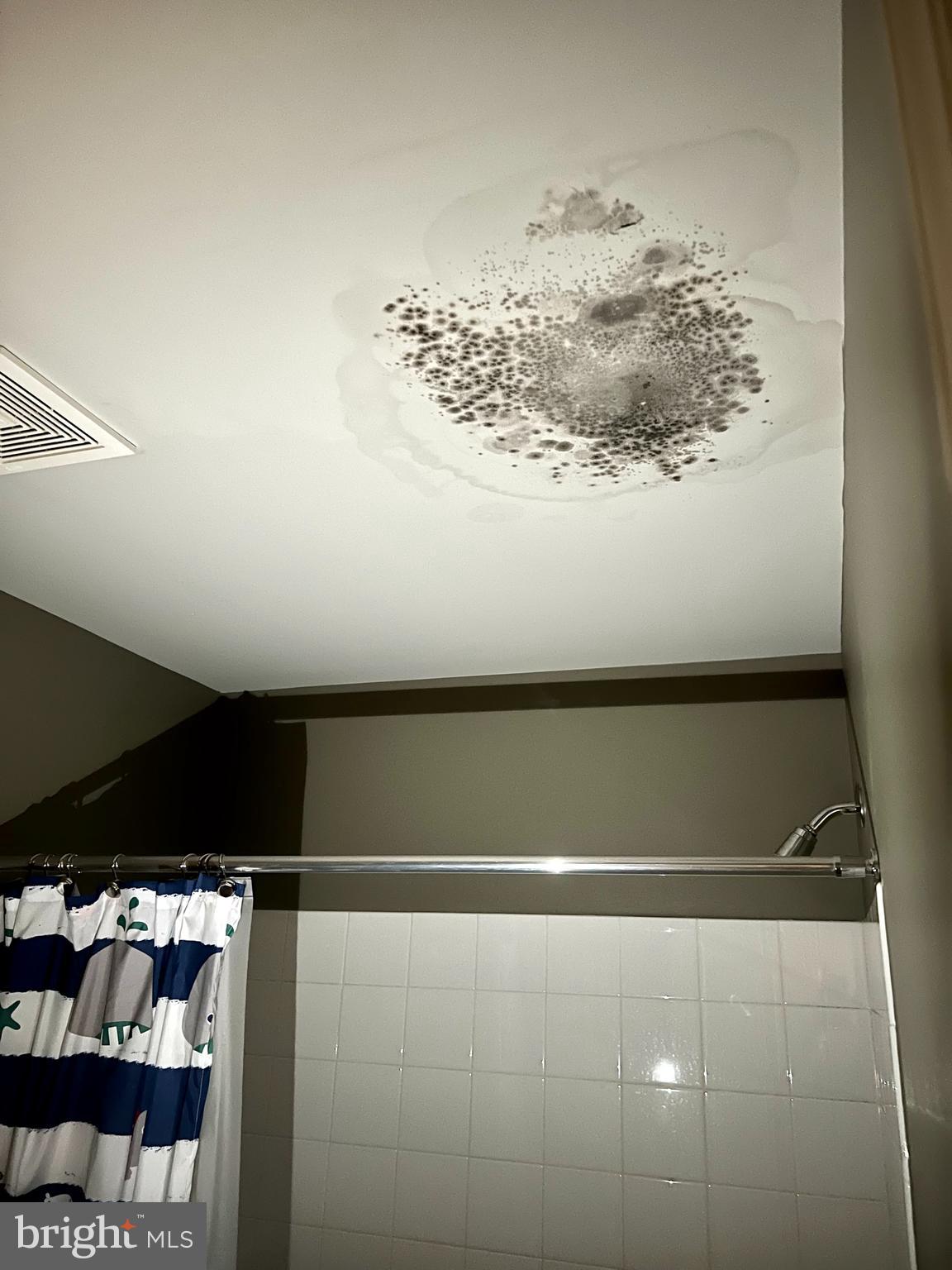 HILLCREST GLEN - Residential