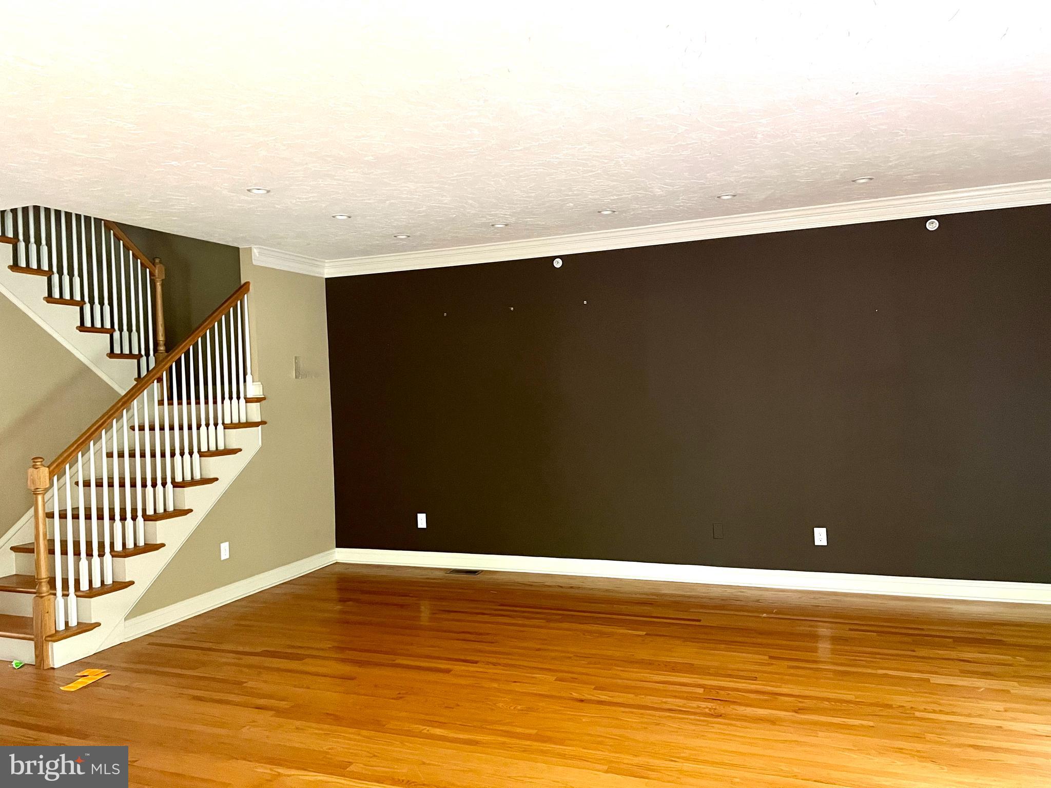 HILLCREST GLEN - Residential