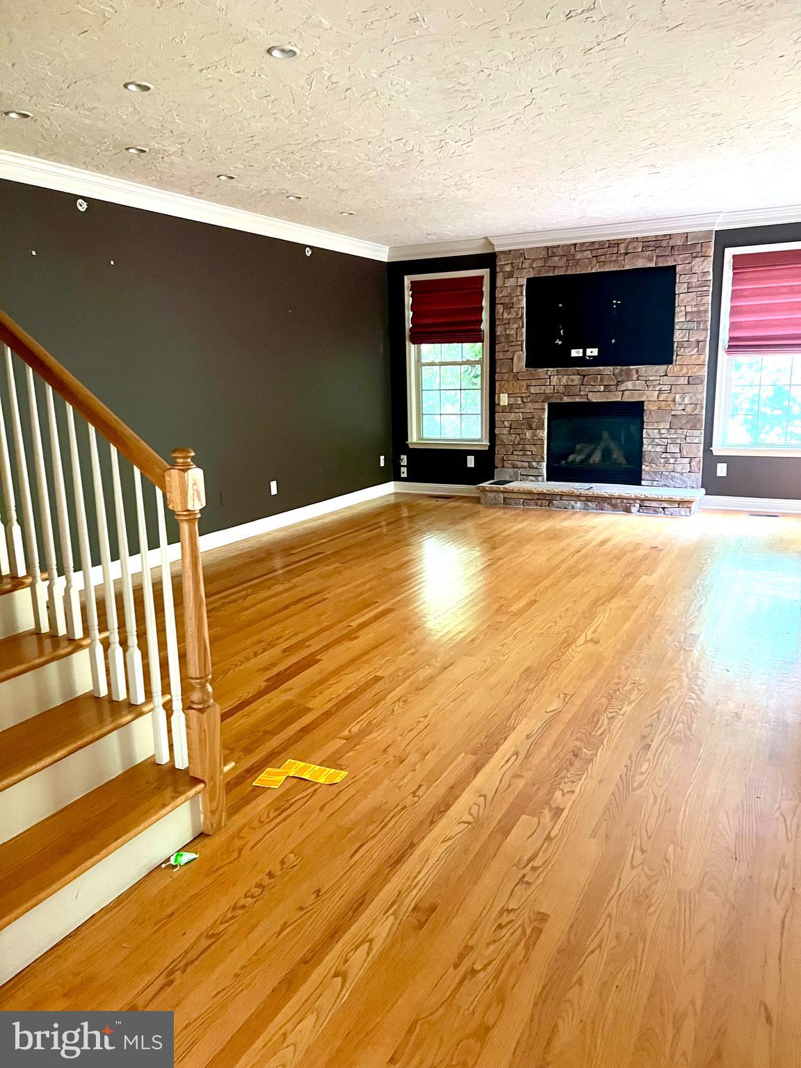 HILLCREST GLEN - Residential