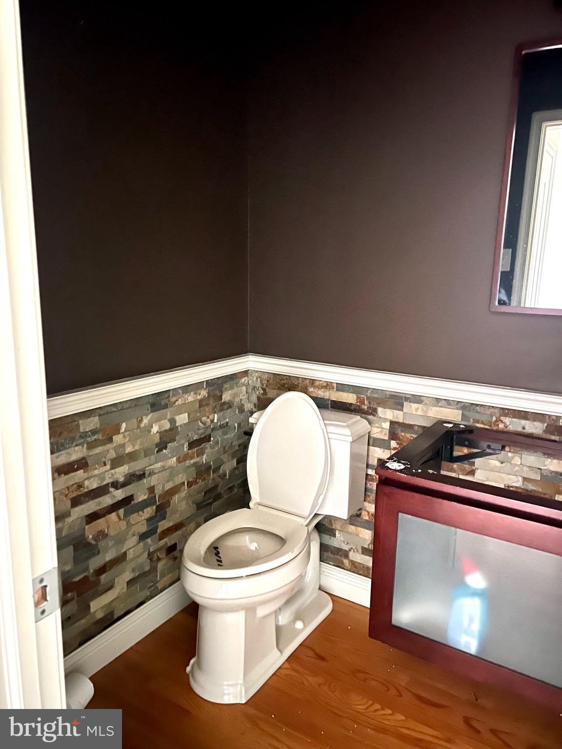 HILLCREST GLEN - Residential