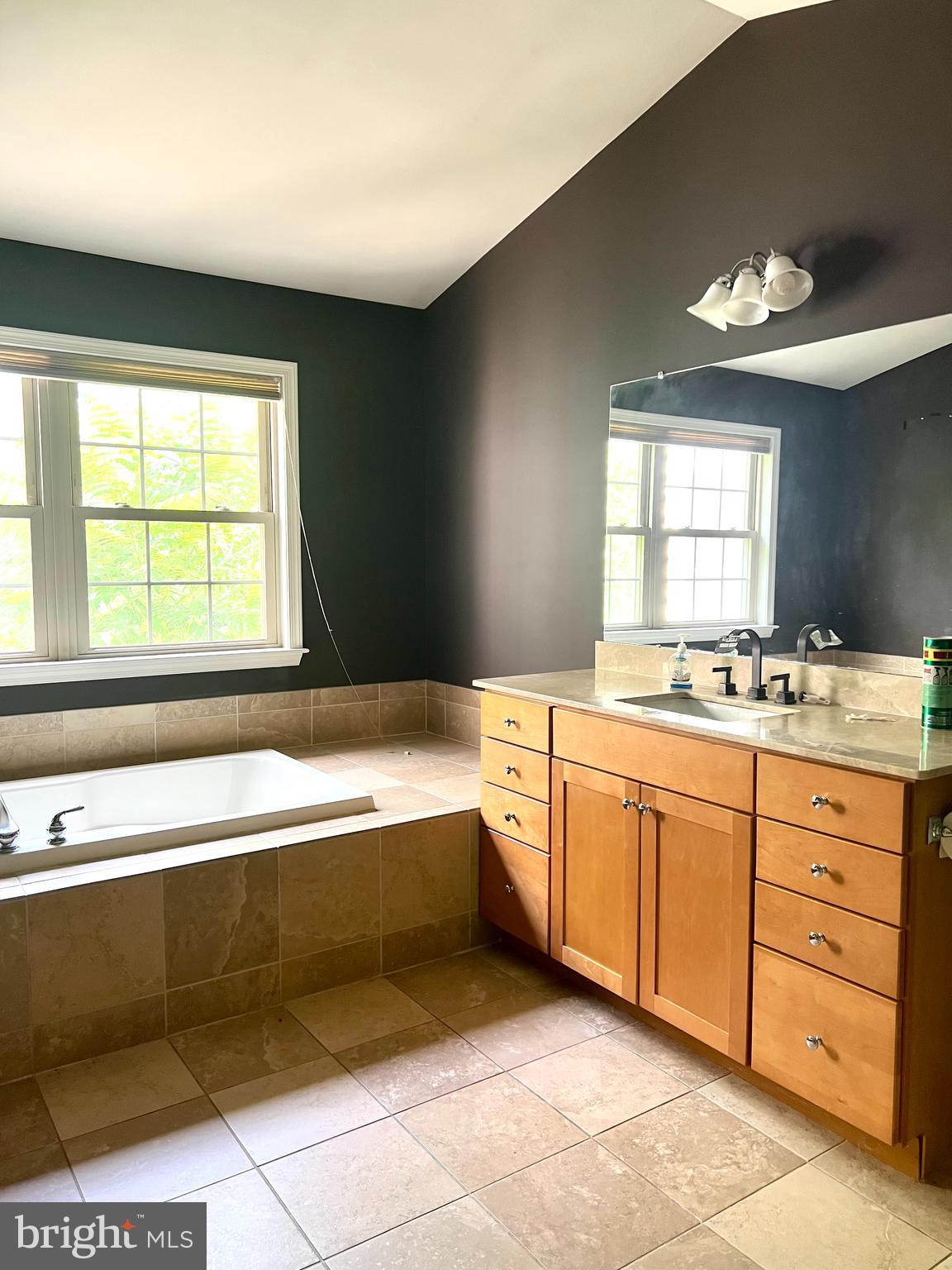 HILLCREST GLEN - Residential