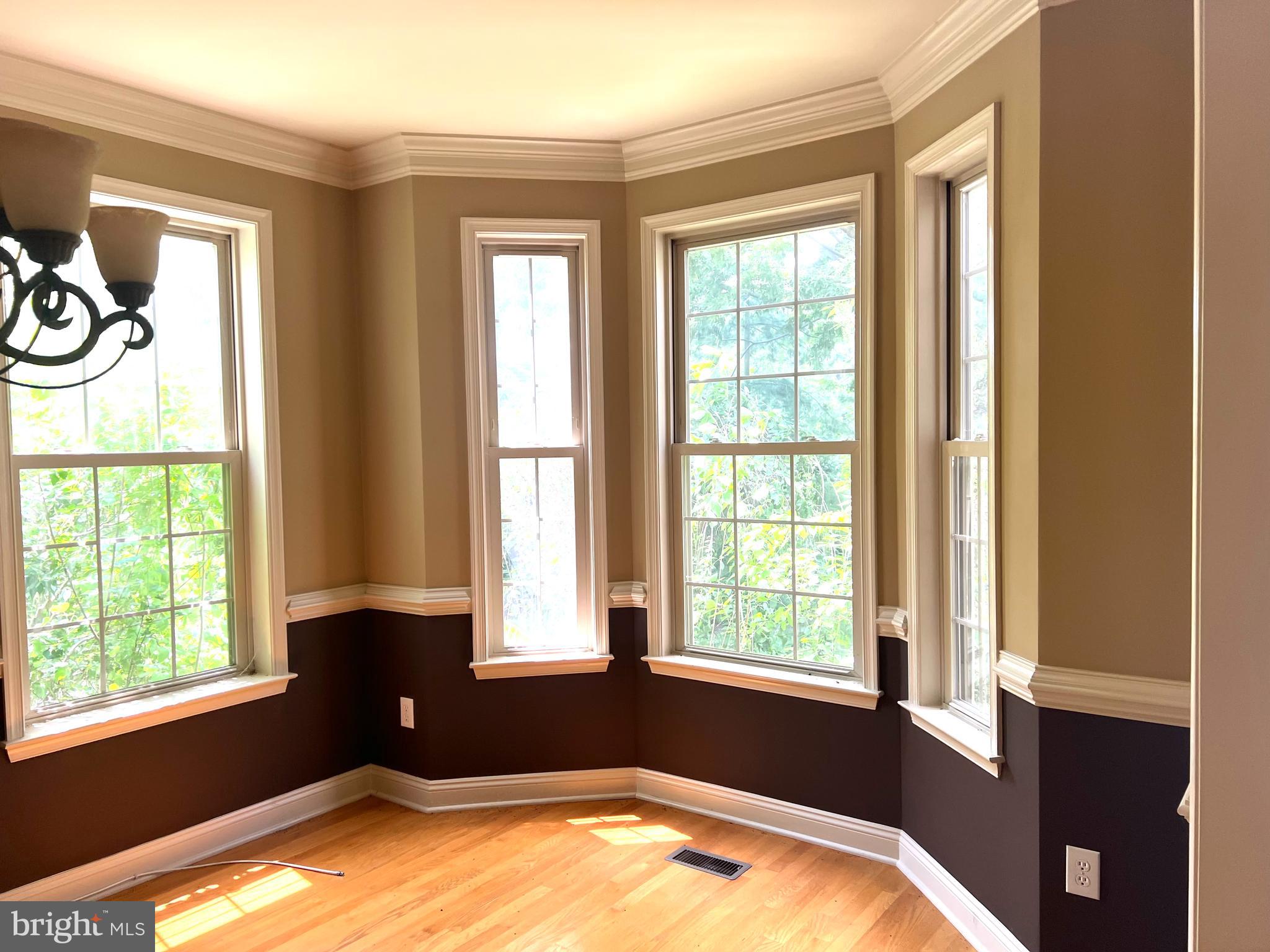 HILLCREST GLEN - Residential