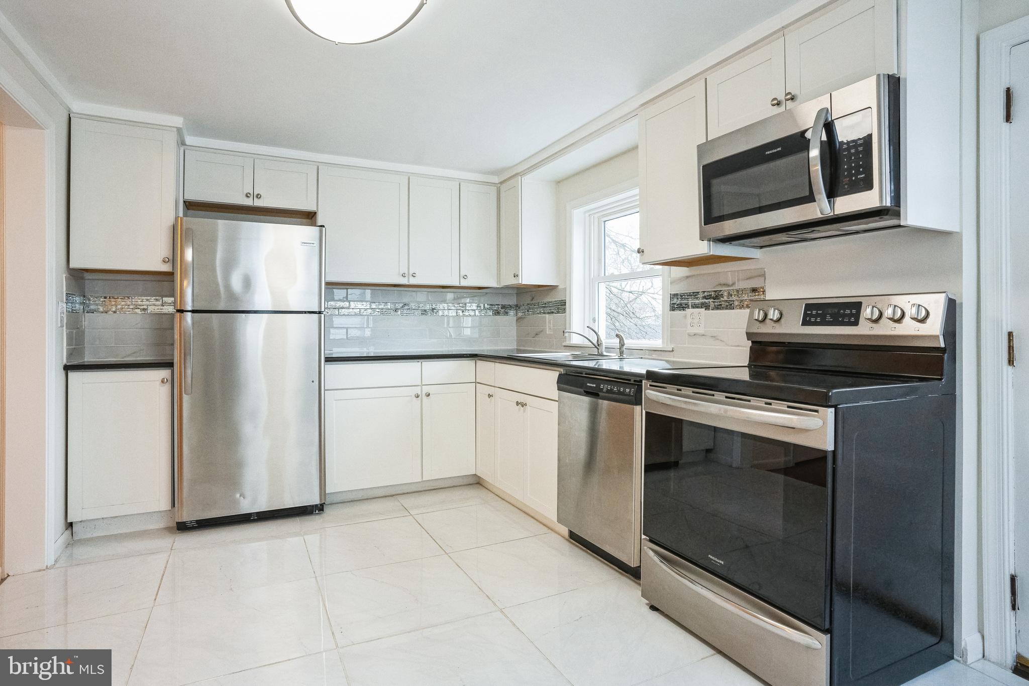 POTTSTOWN - Residential