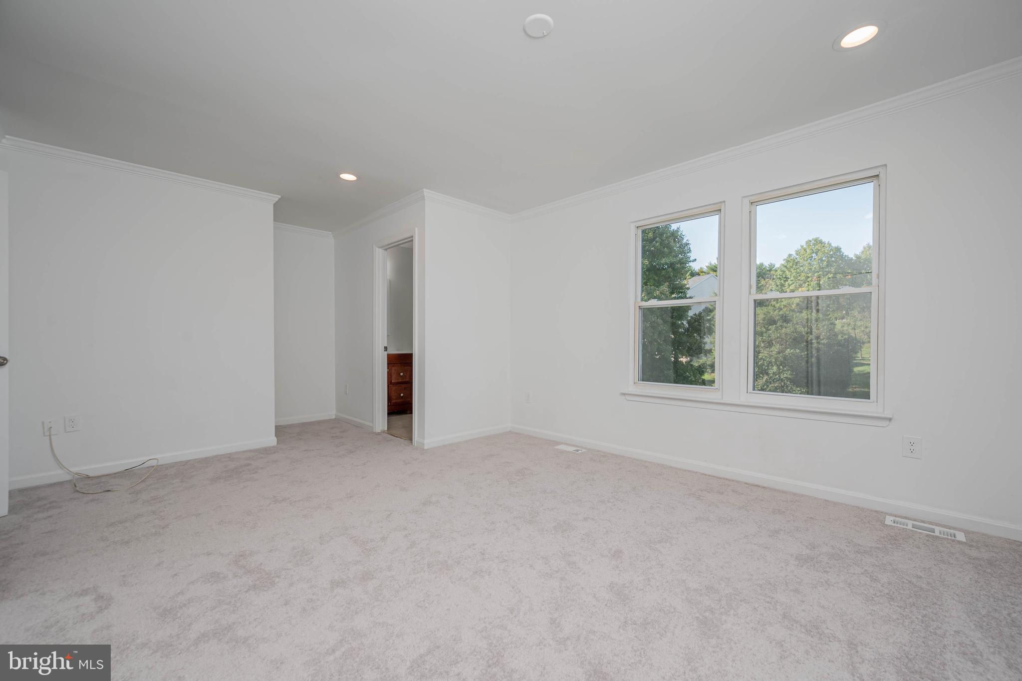 RIVER MILLS - Residential Lease