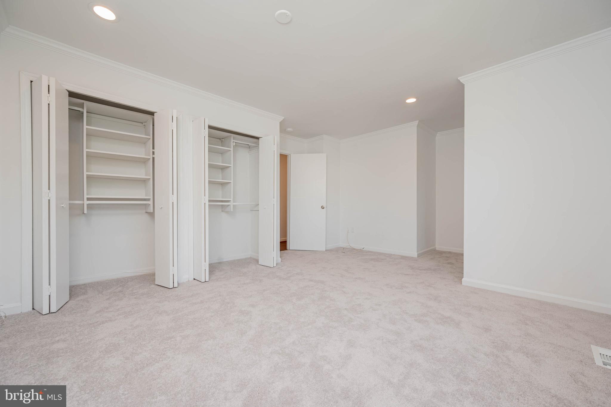 RIVER MILLS - Residential Lease