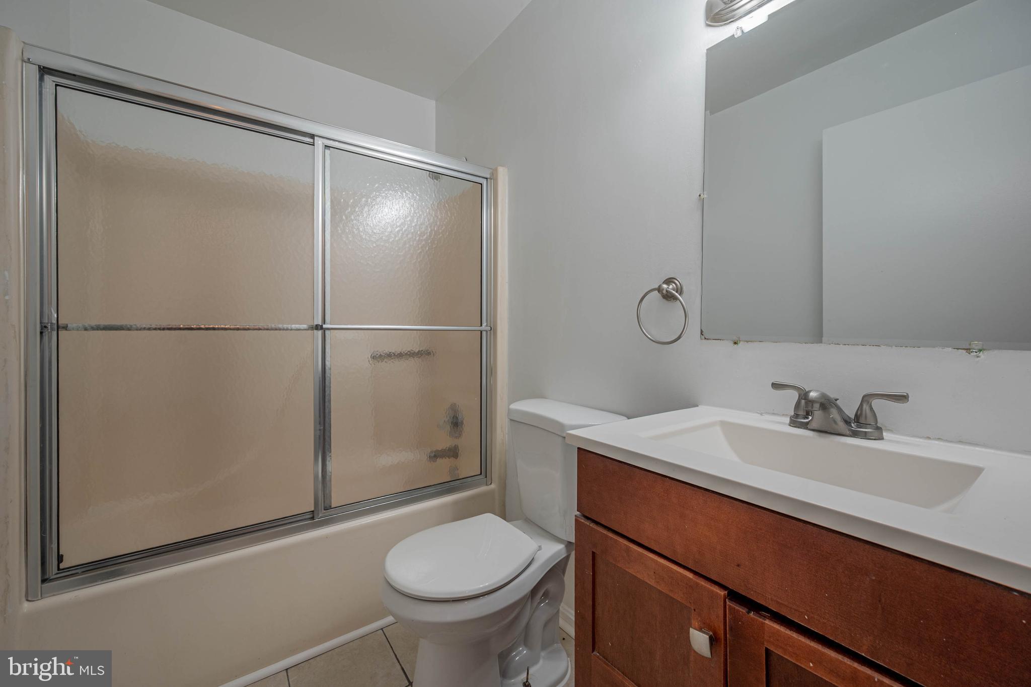 RIVER MILLS - Residential Lease