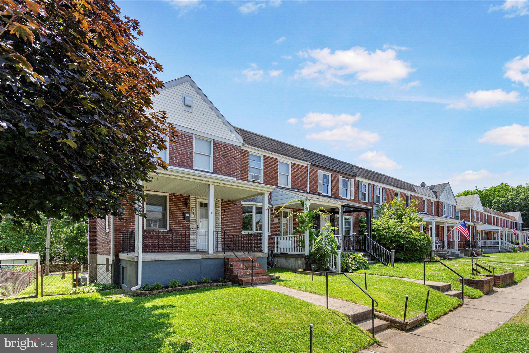 BEVERLY HILLS - Residential Lease