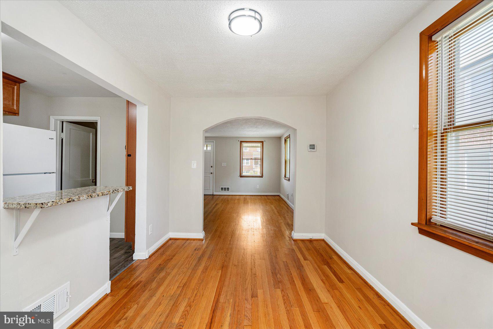 BEVERLY HILLS - Residential Lease