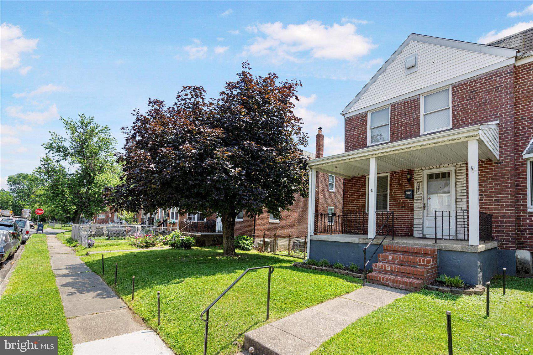 BEVERLY HILLS - Residential Lease