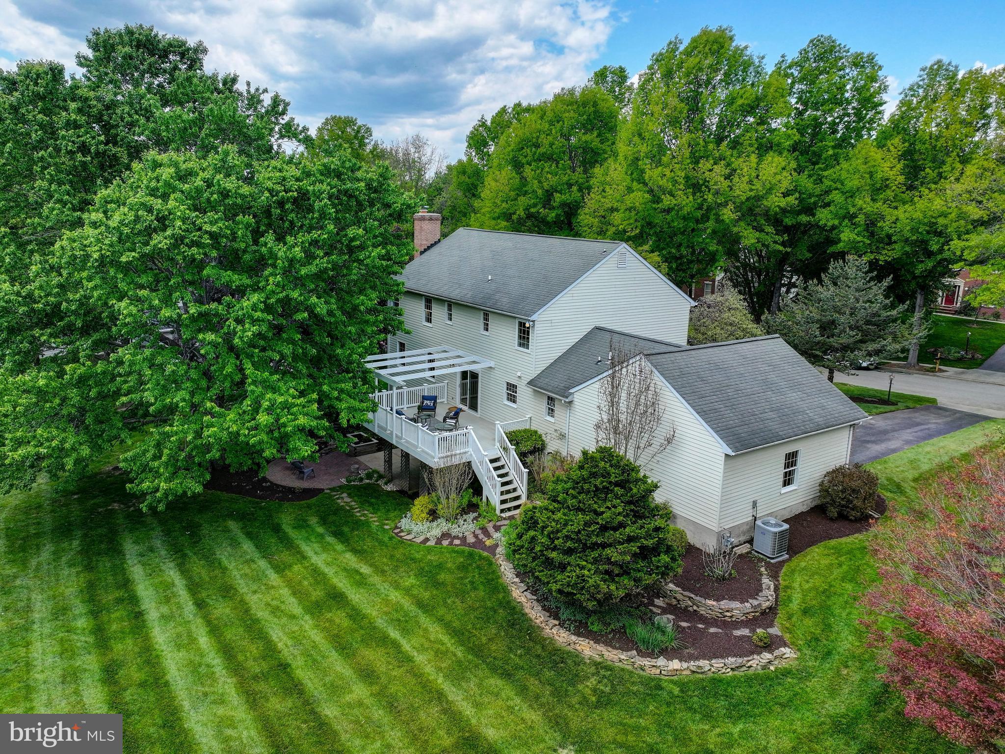 GRAY ROCK FARM - Residential