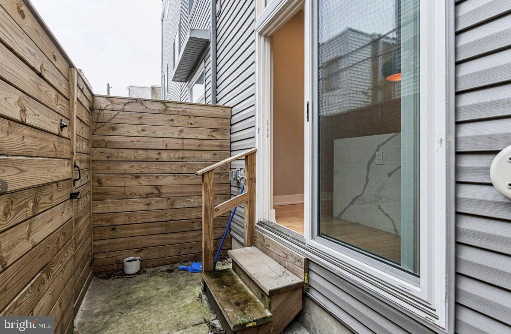 GRAYS FERRY - Residential