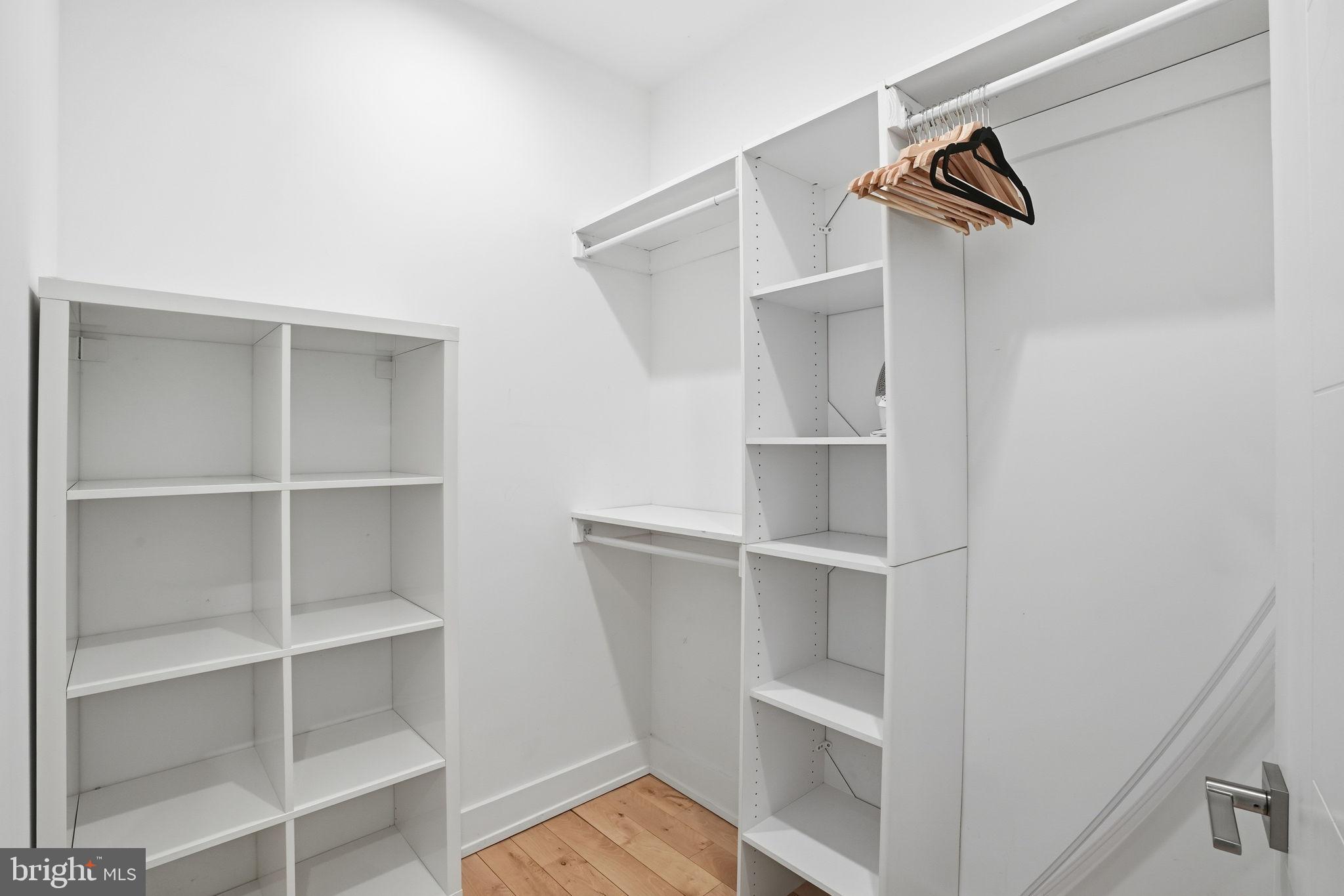 GRAYS FERRY - Residential