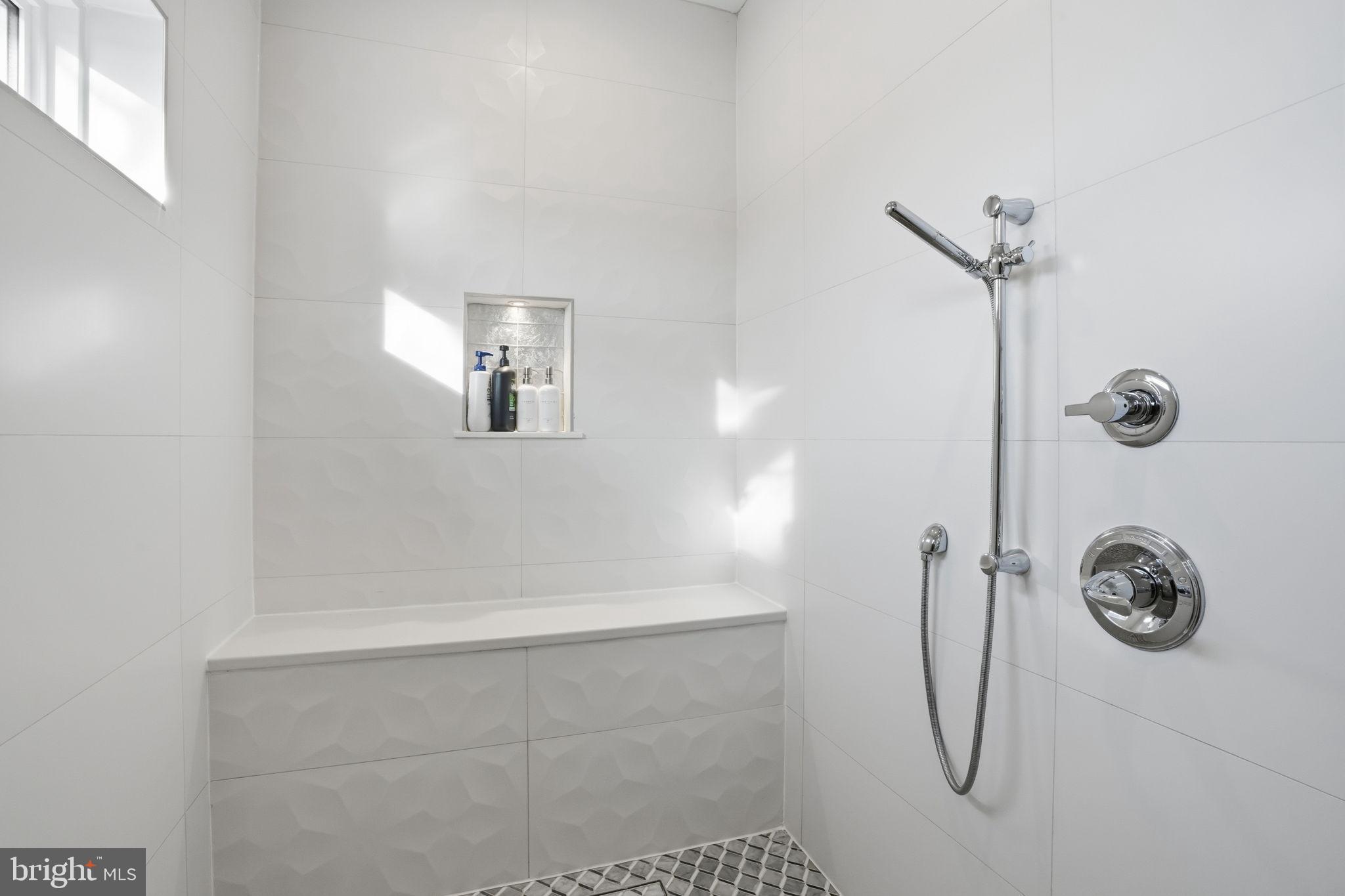 GRAYS FERRY - Residential